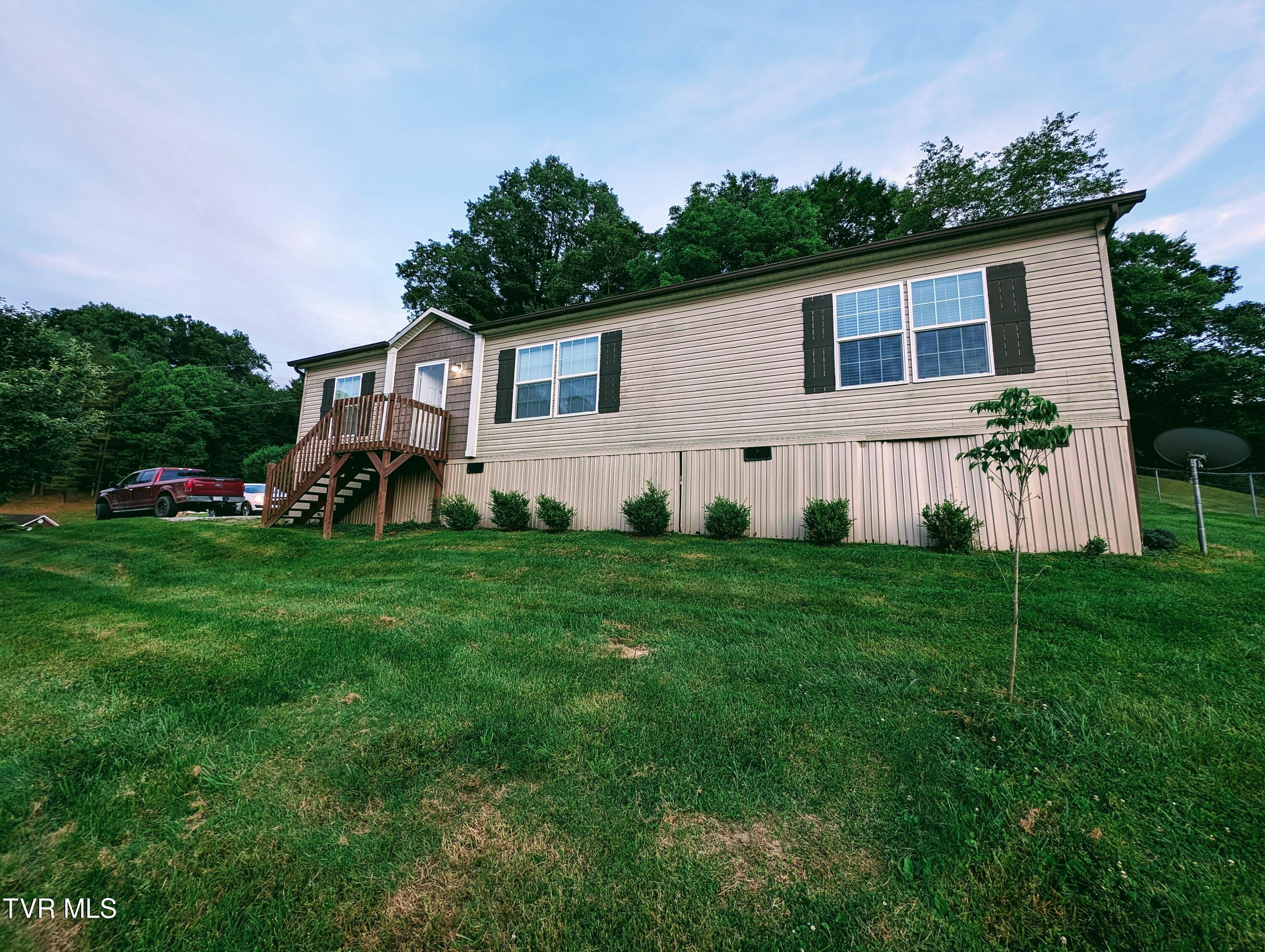 129 Grand View Drive