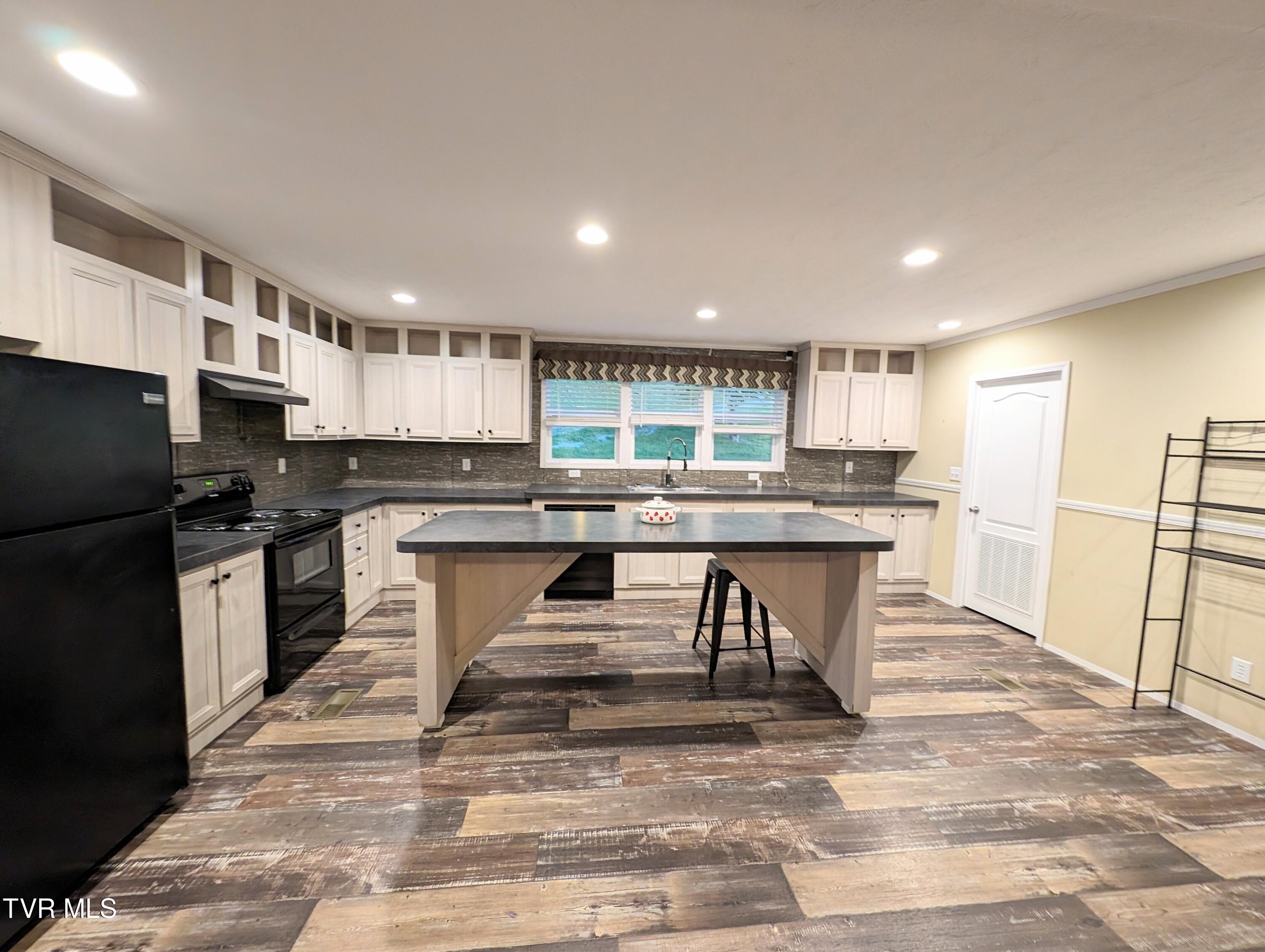 129 Grand View Drive