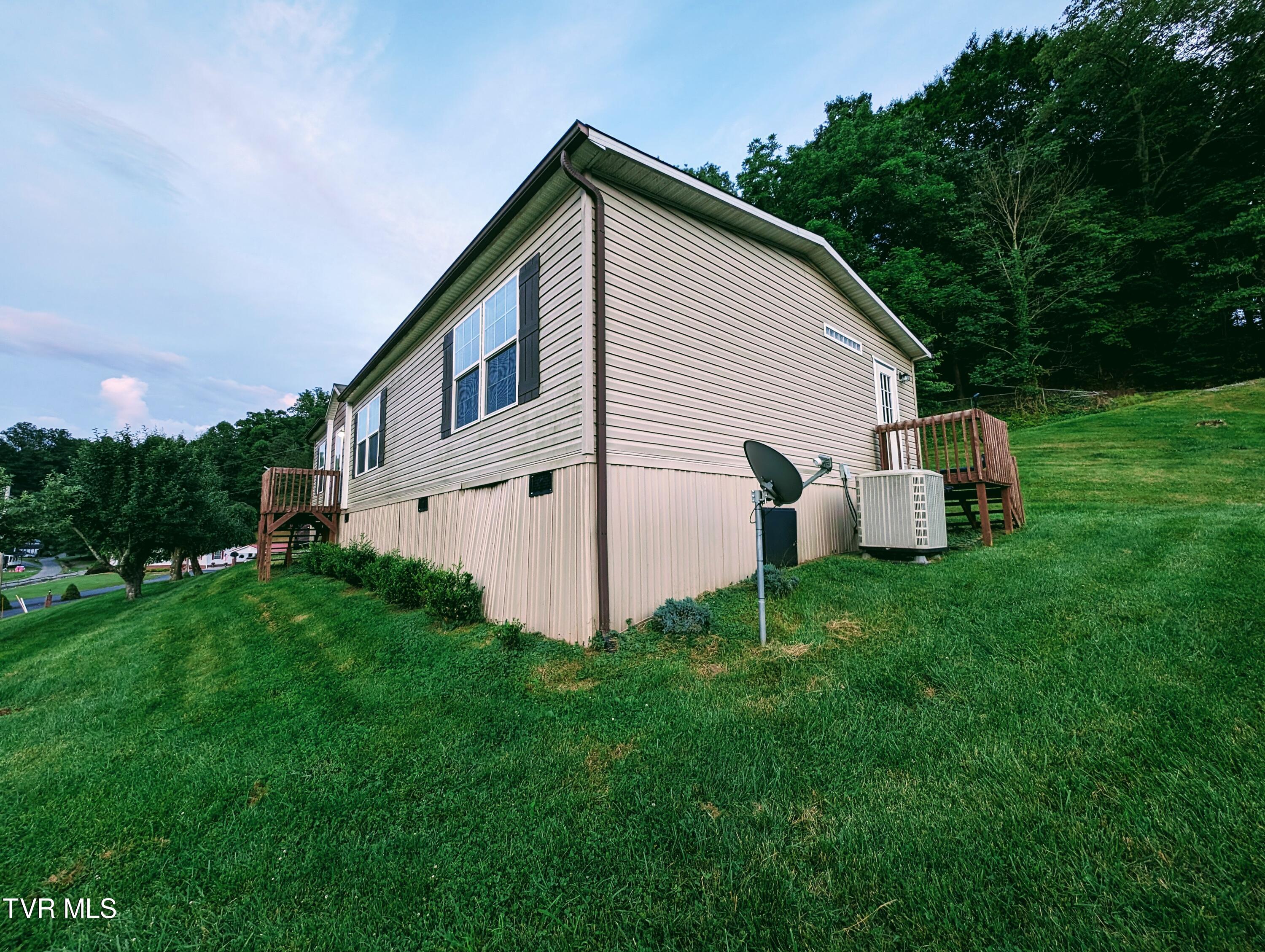 129 Grand View Drive