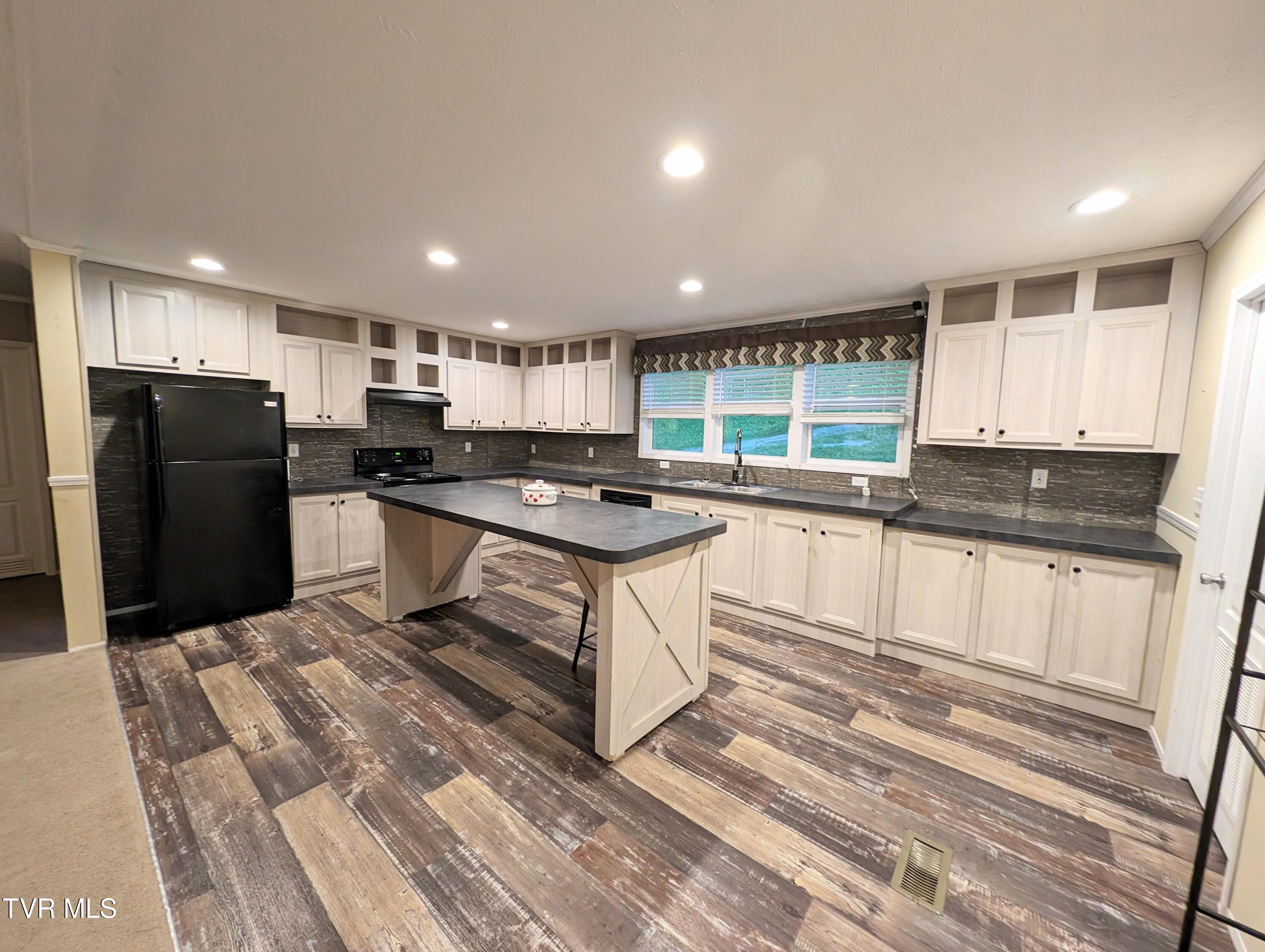 129 Grand View Drive