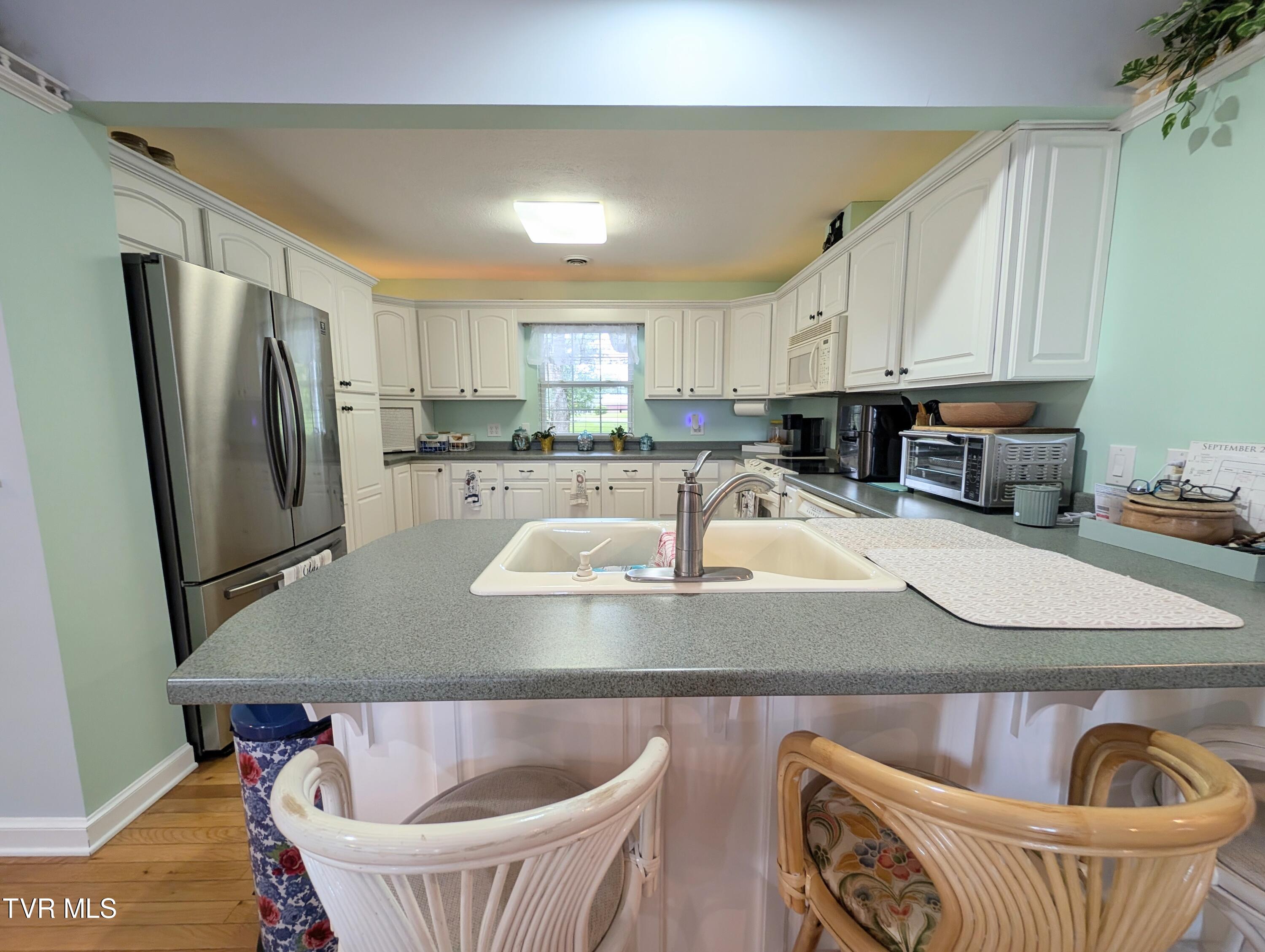 1058 Nealy Ridge