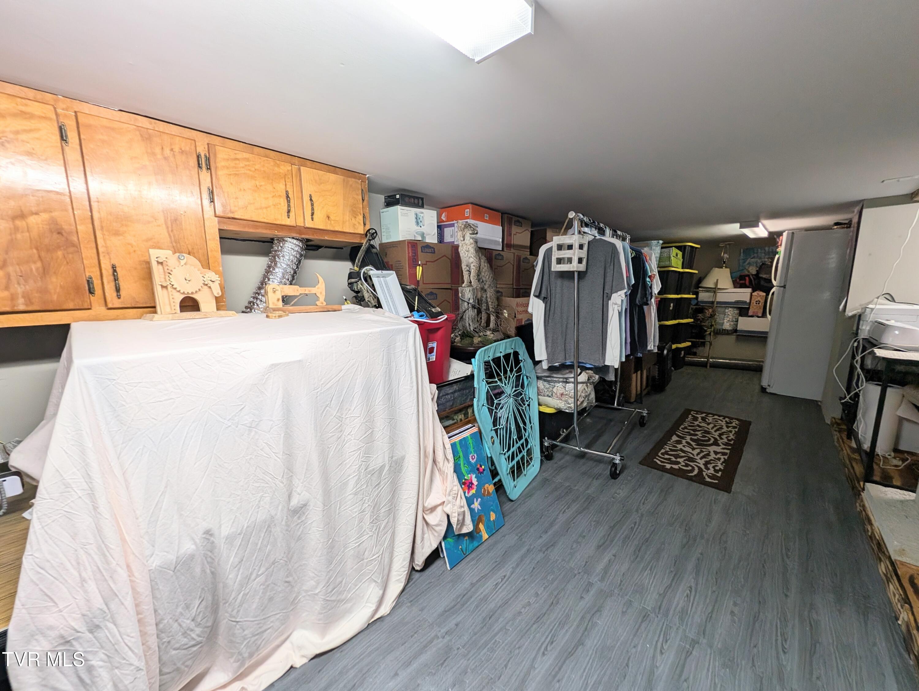 1058 Nealy Ridge