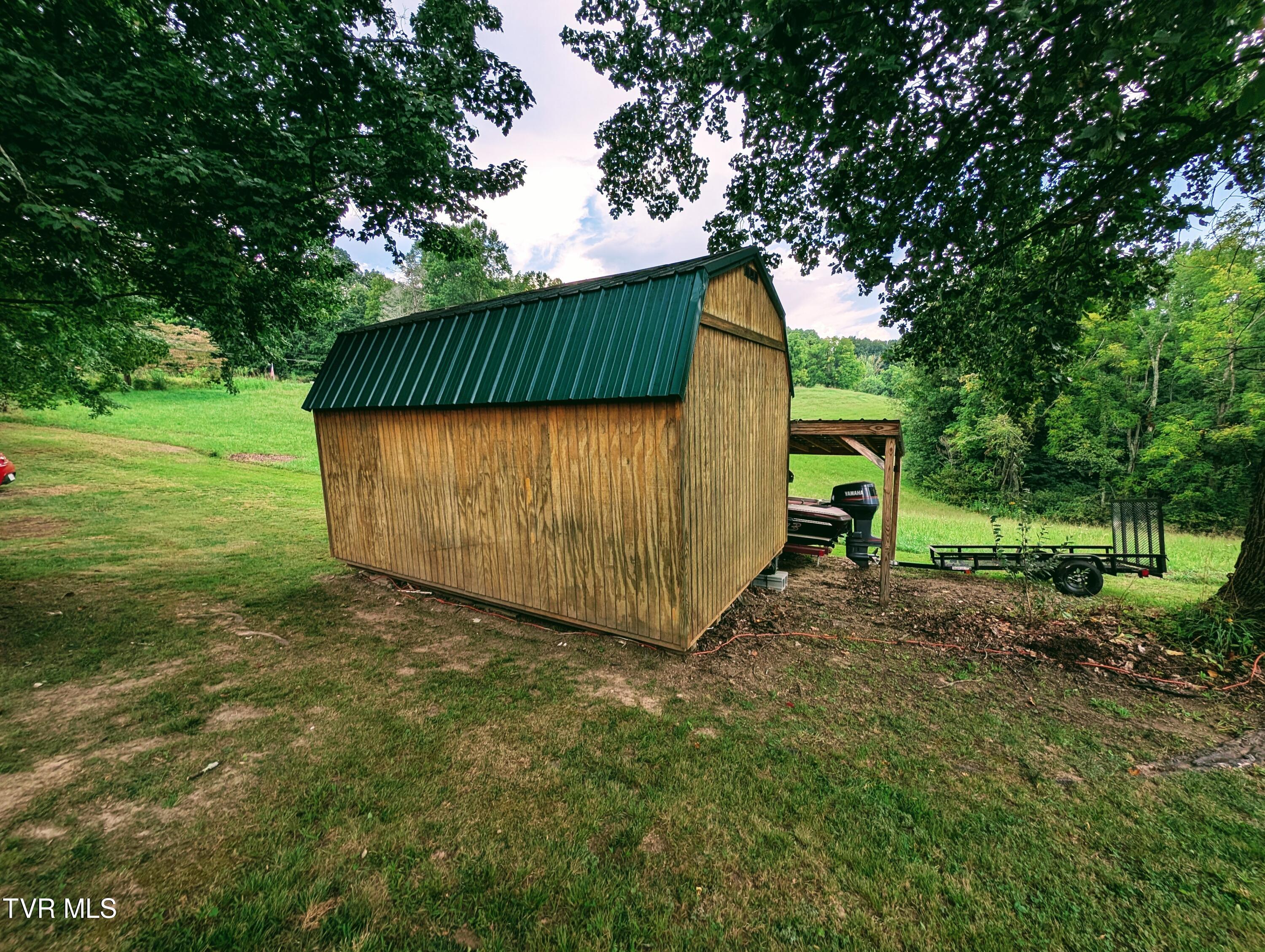 1058 Nealy Ridge