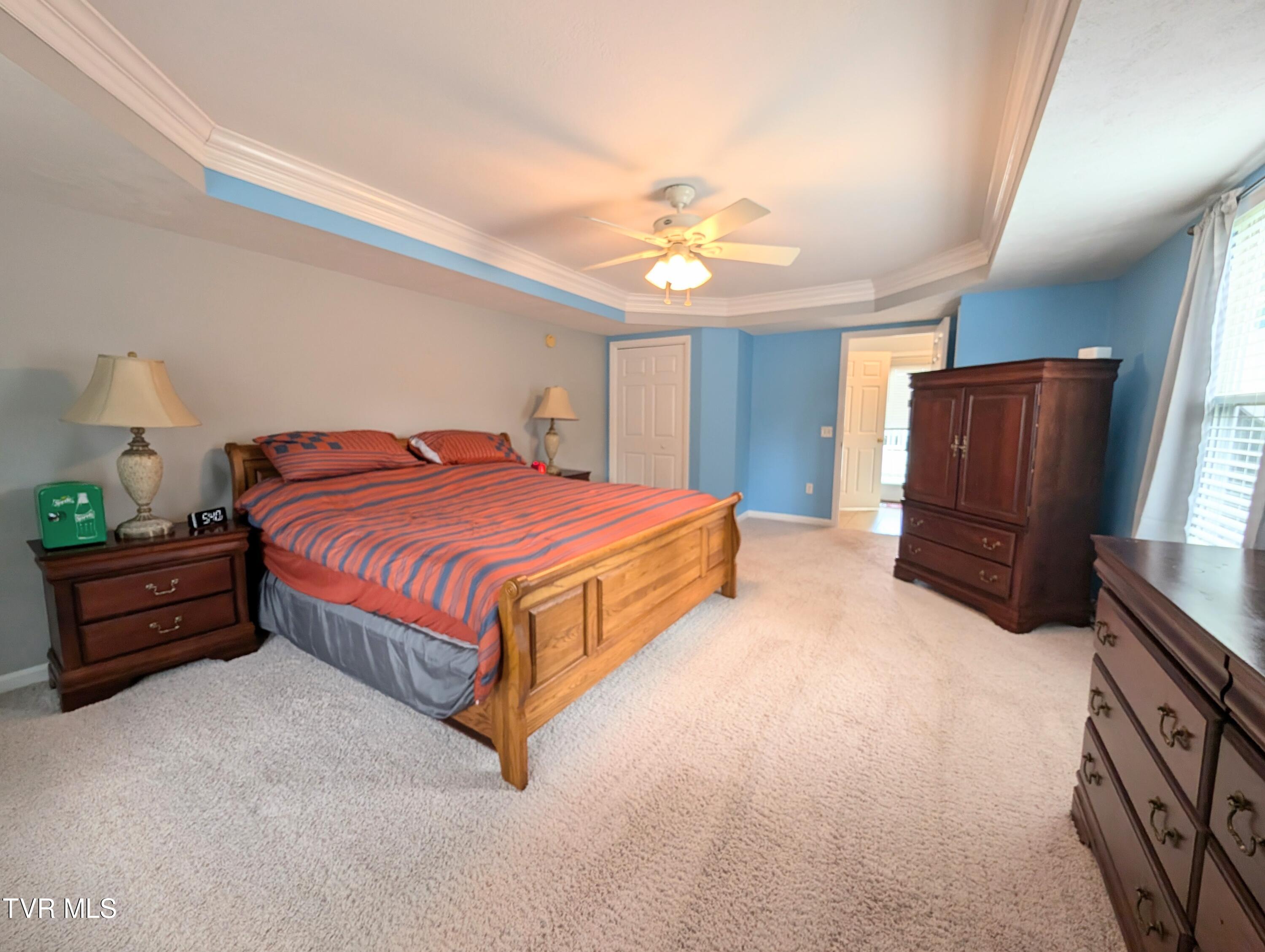 1058 Nealy Ridge