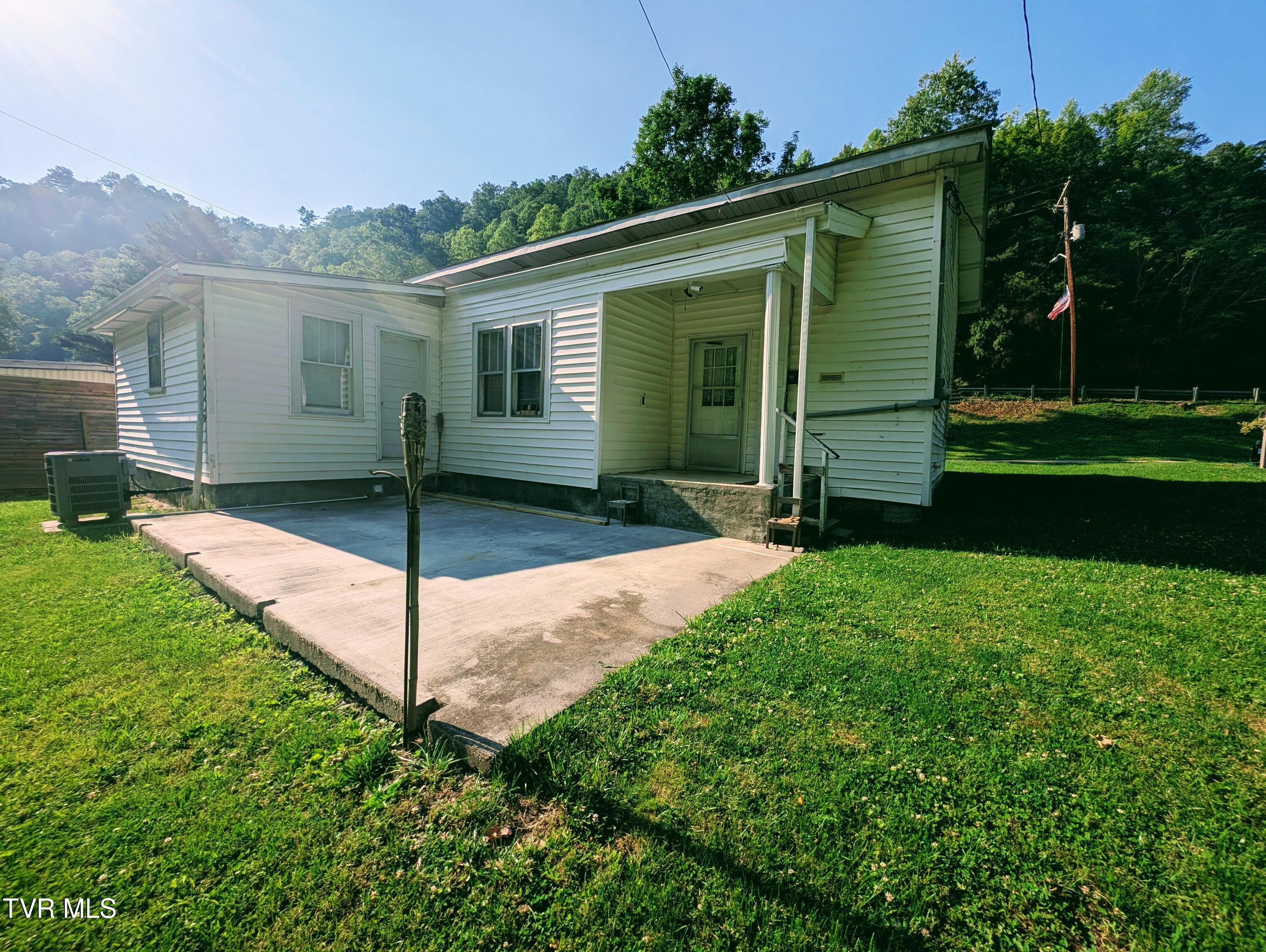 124 Garmon Sutherland Street