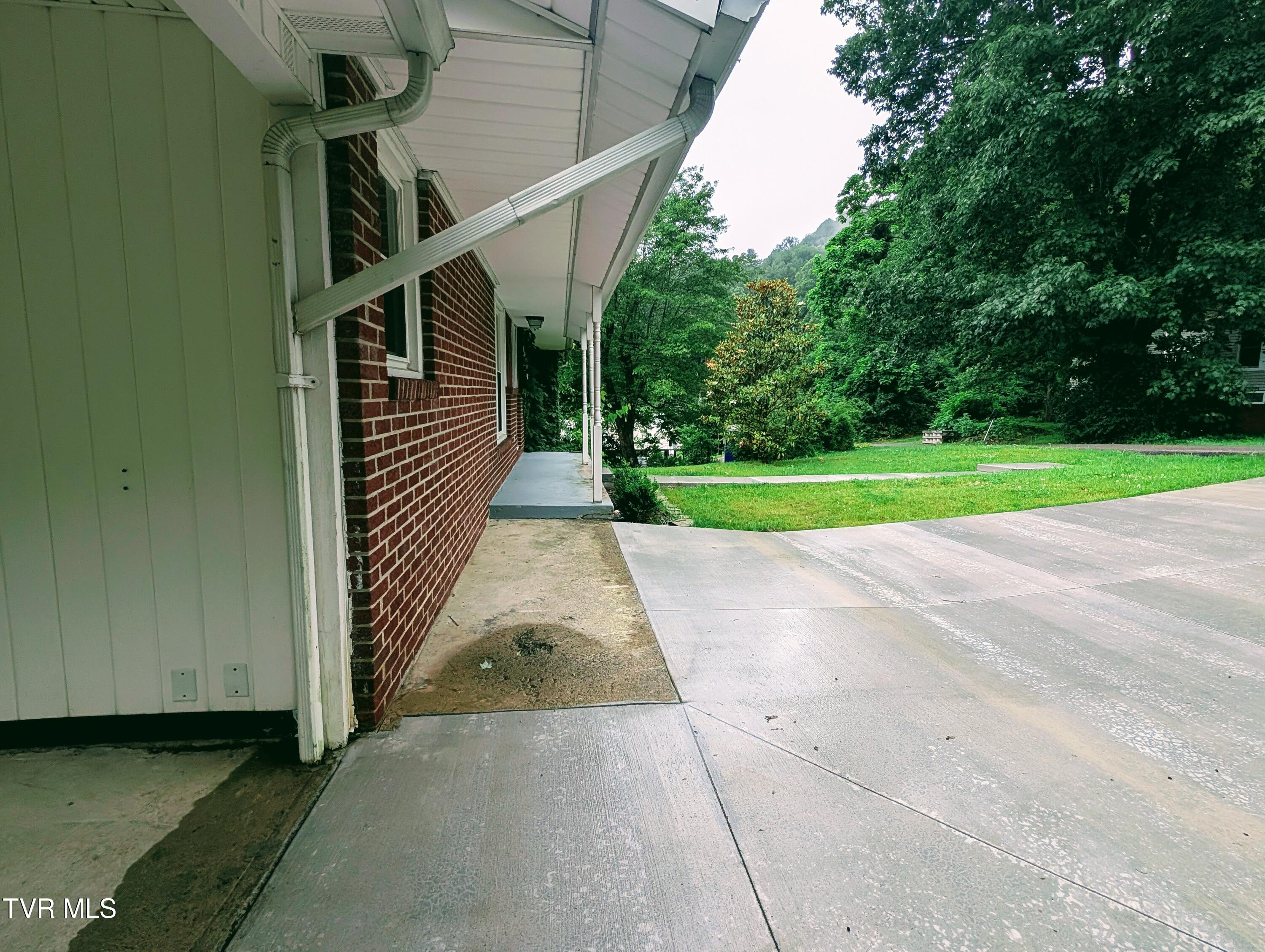 427 Northwest Hagan Avenue