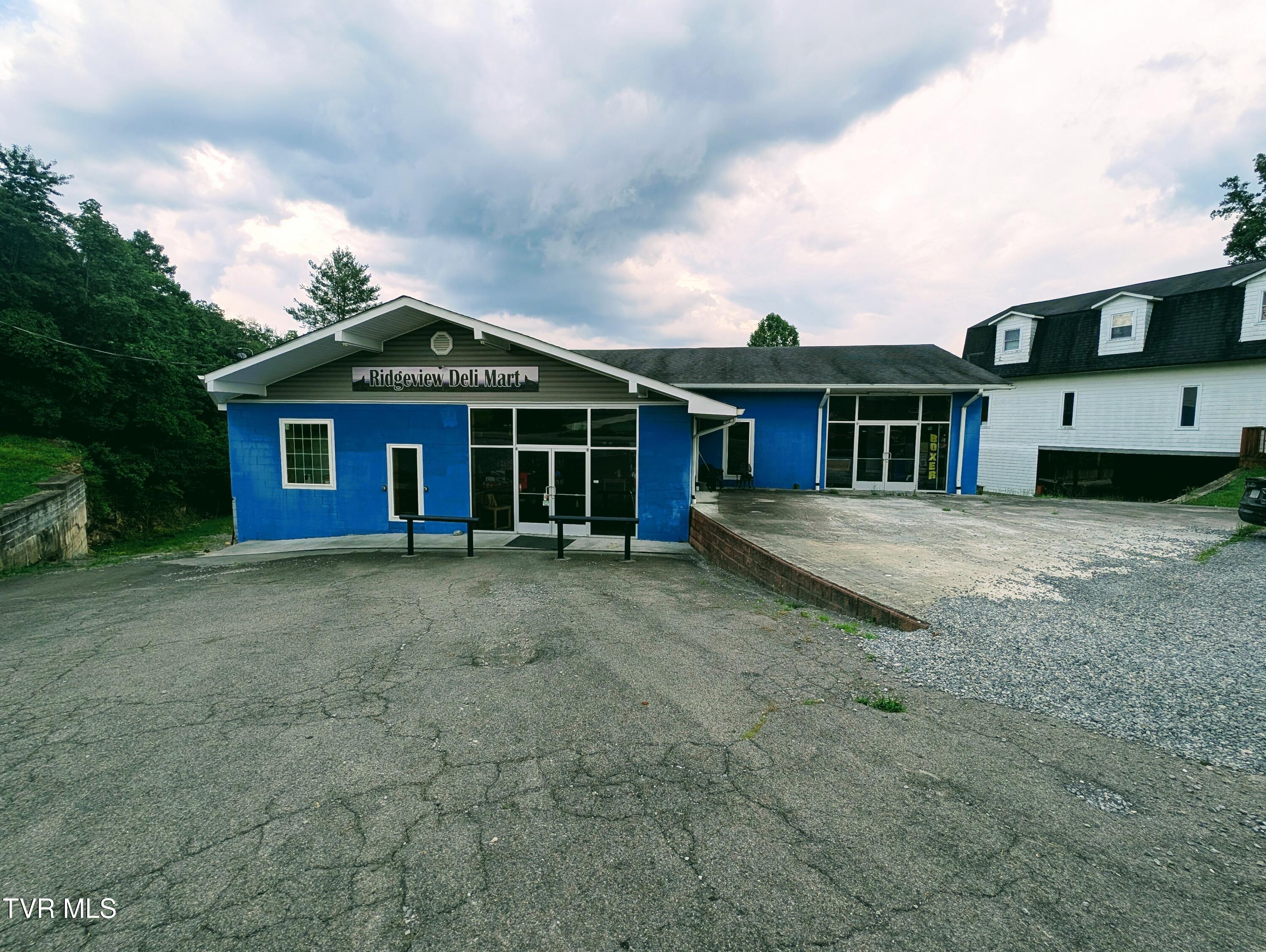 1220 Rose Ridge