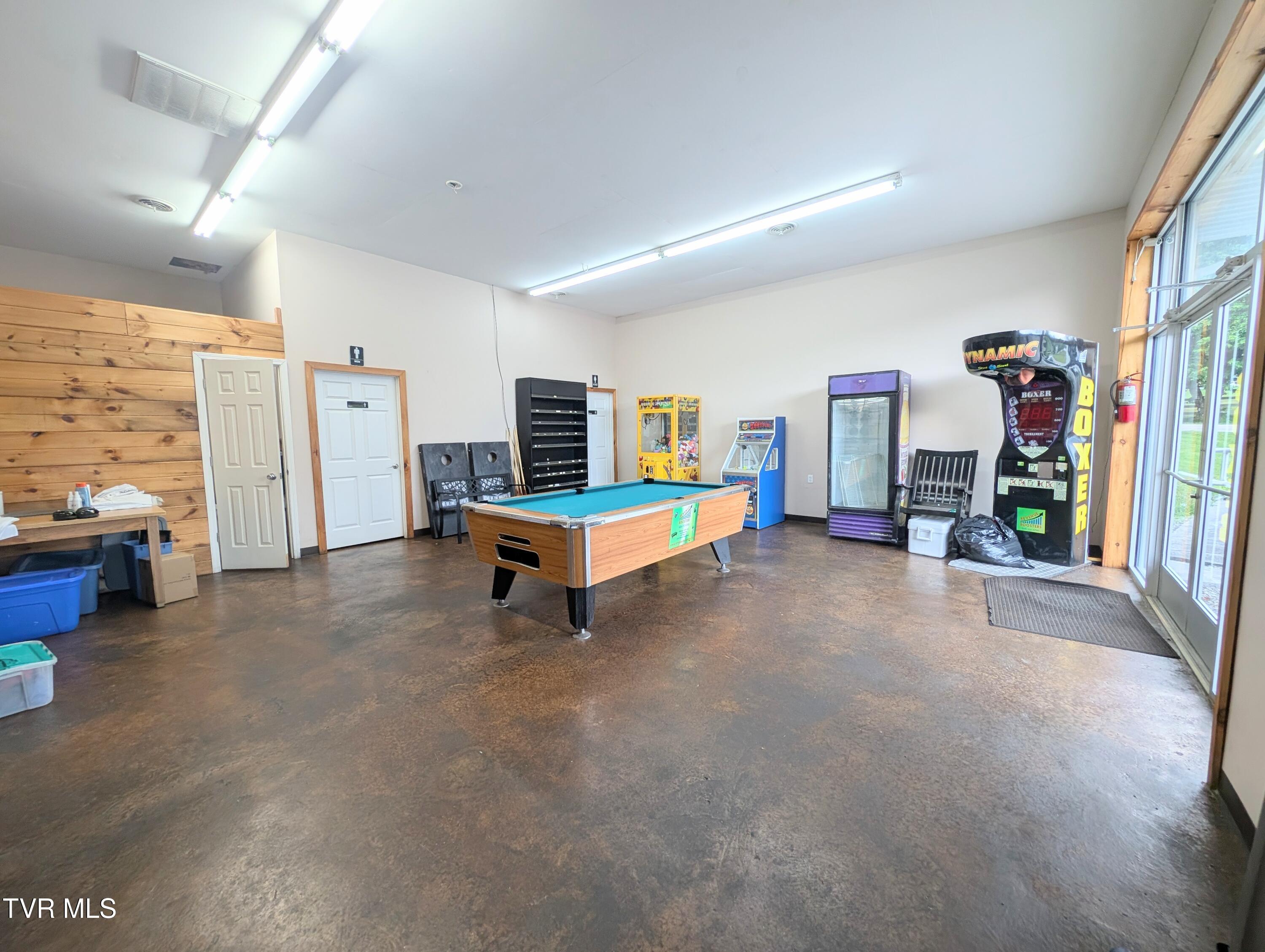 1220 Rose Ridge