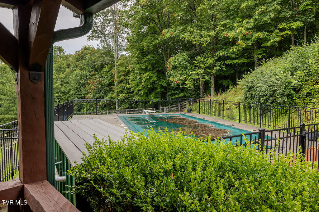 332 Undertaker Boulevard