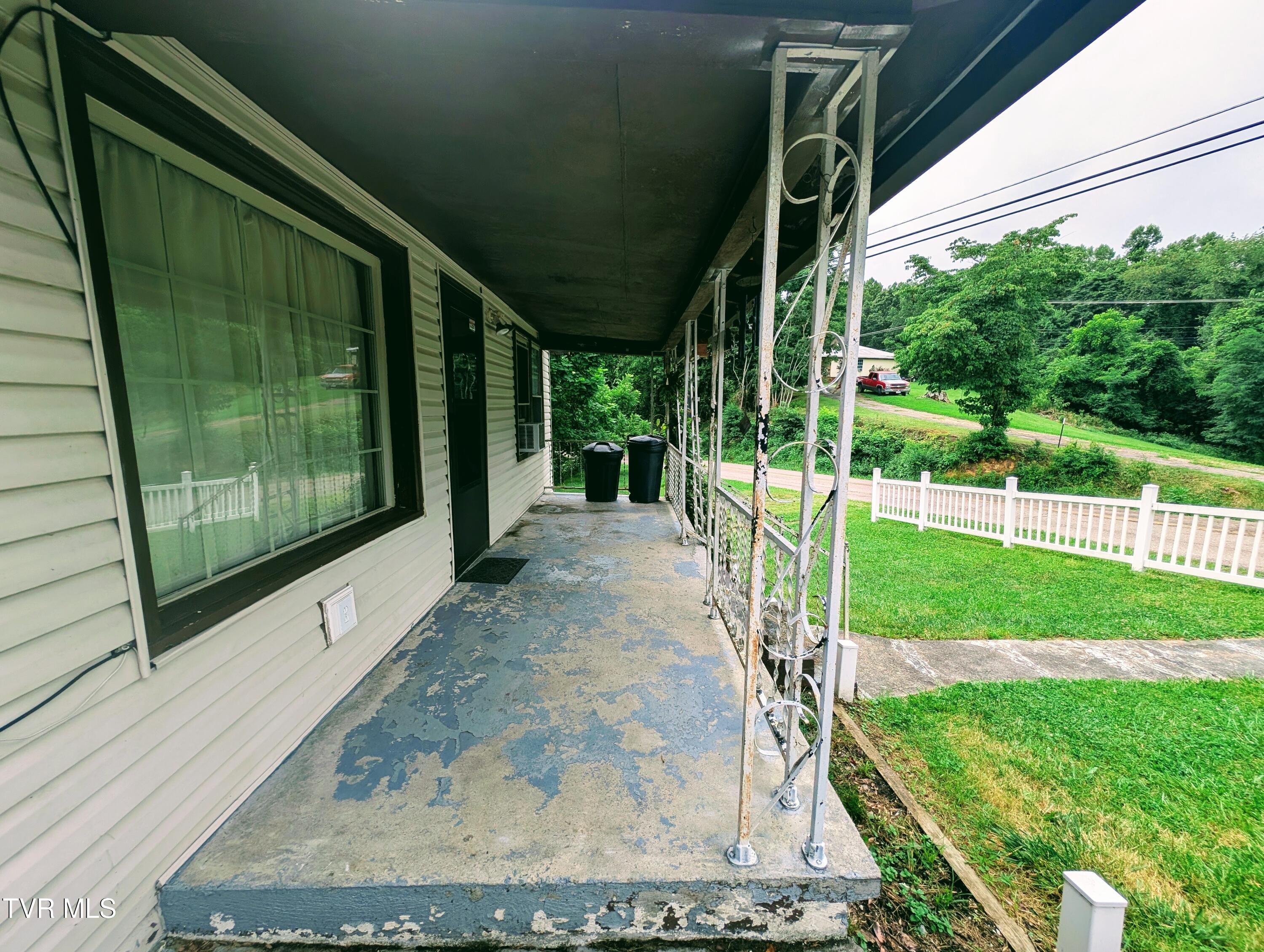 2005 Dc Caney Ridge Road