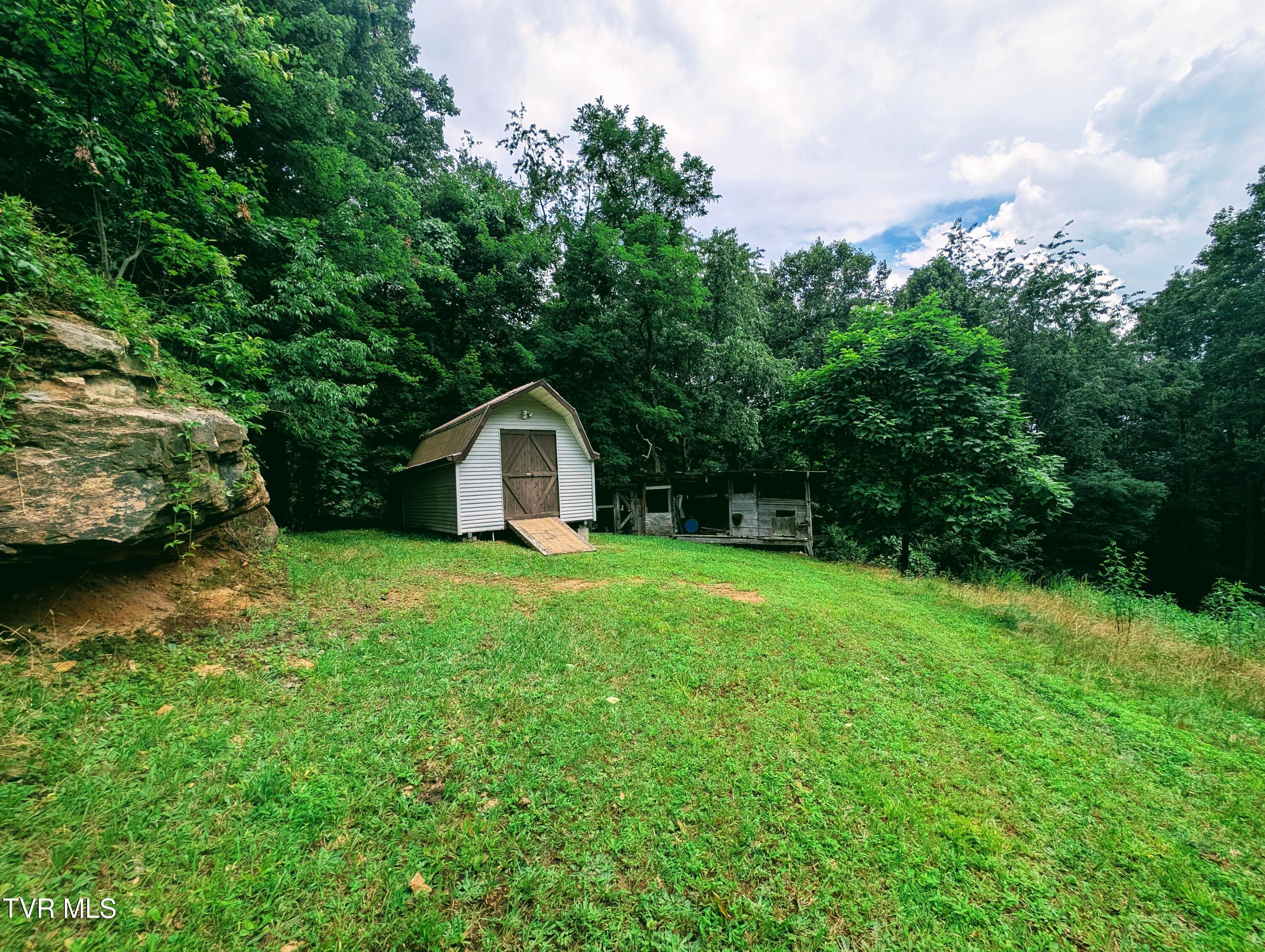 2005 Dc Caney Ridge Road