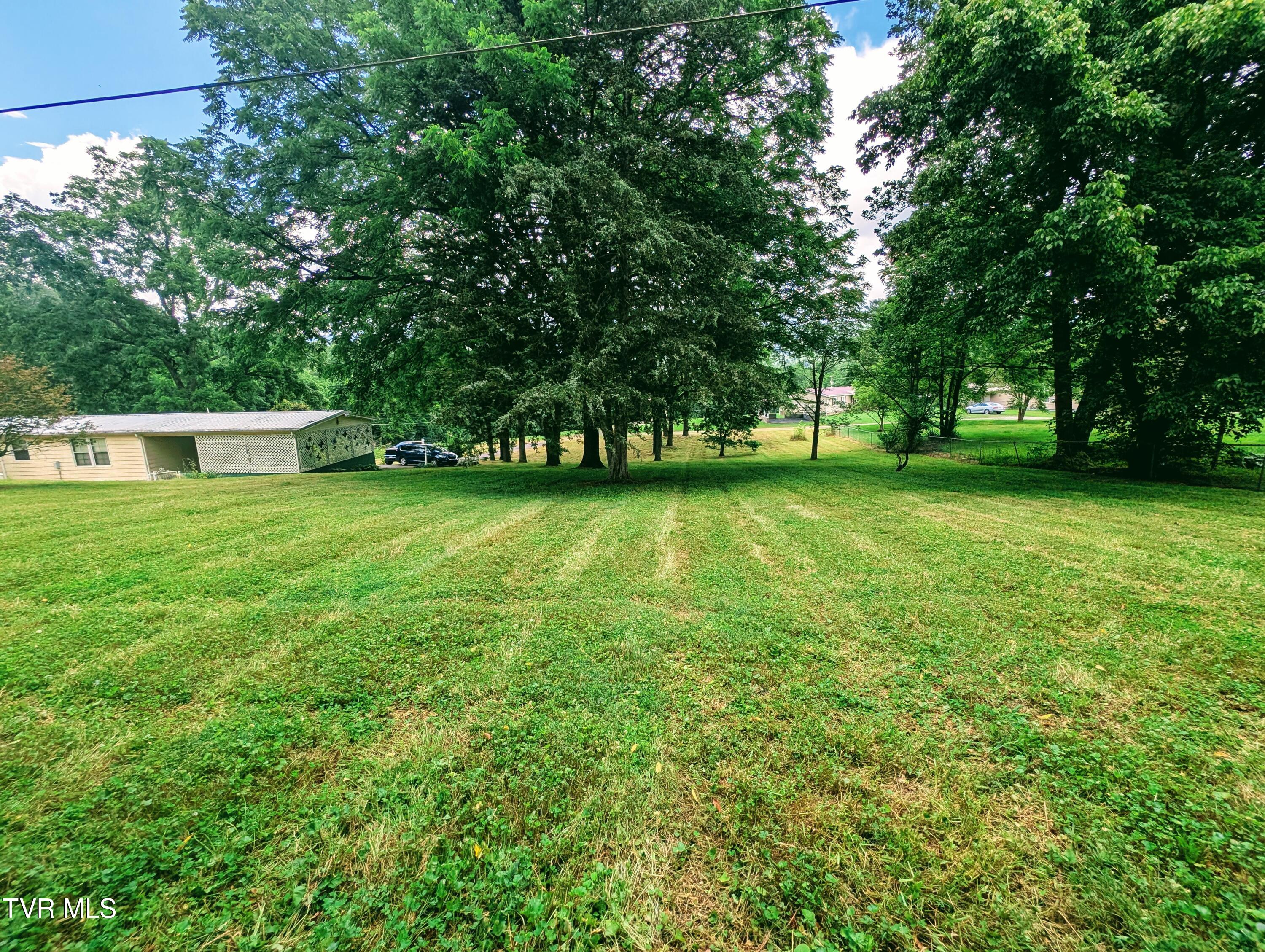 222 Warren Drive