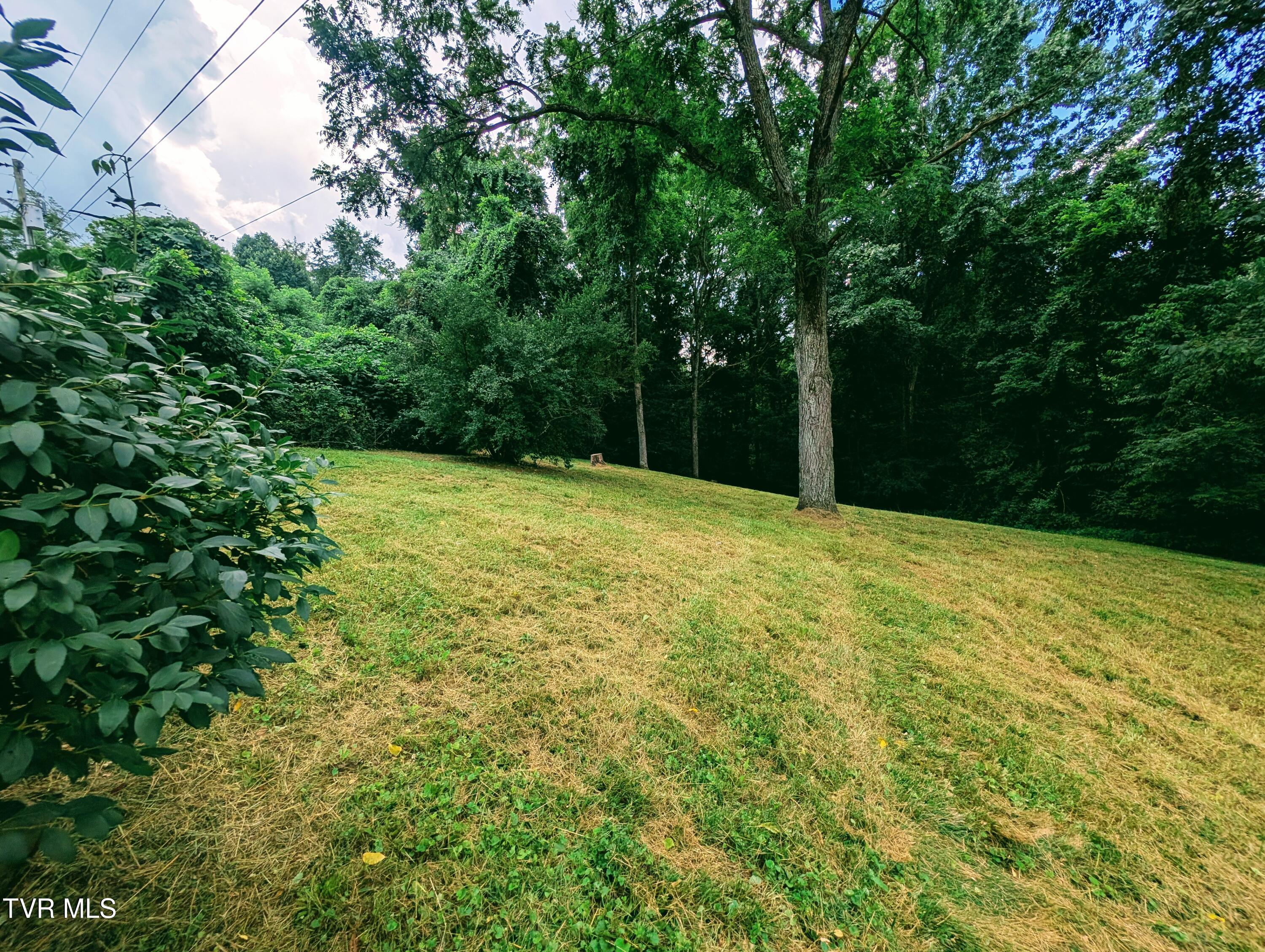 222 Warren Drive