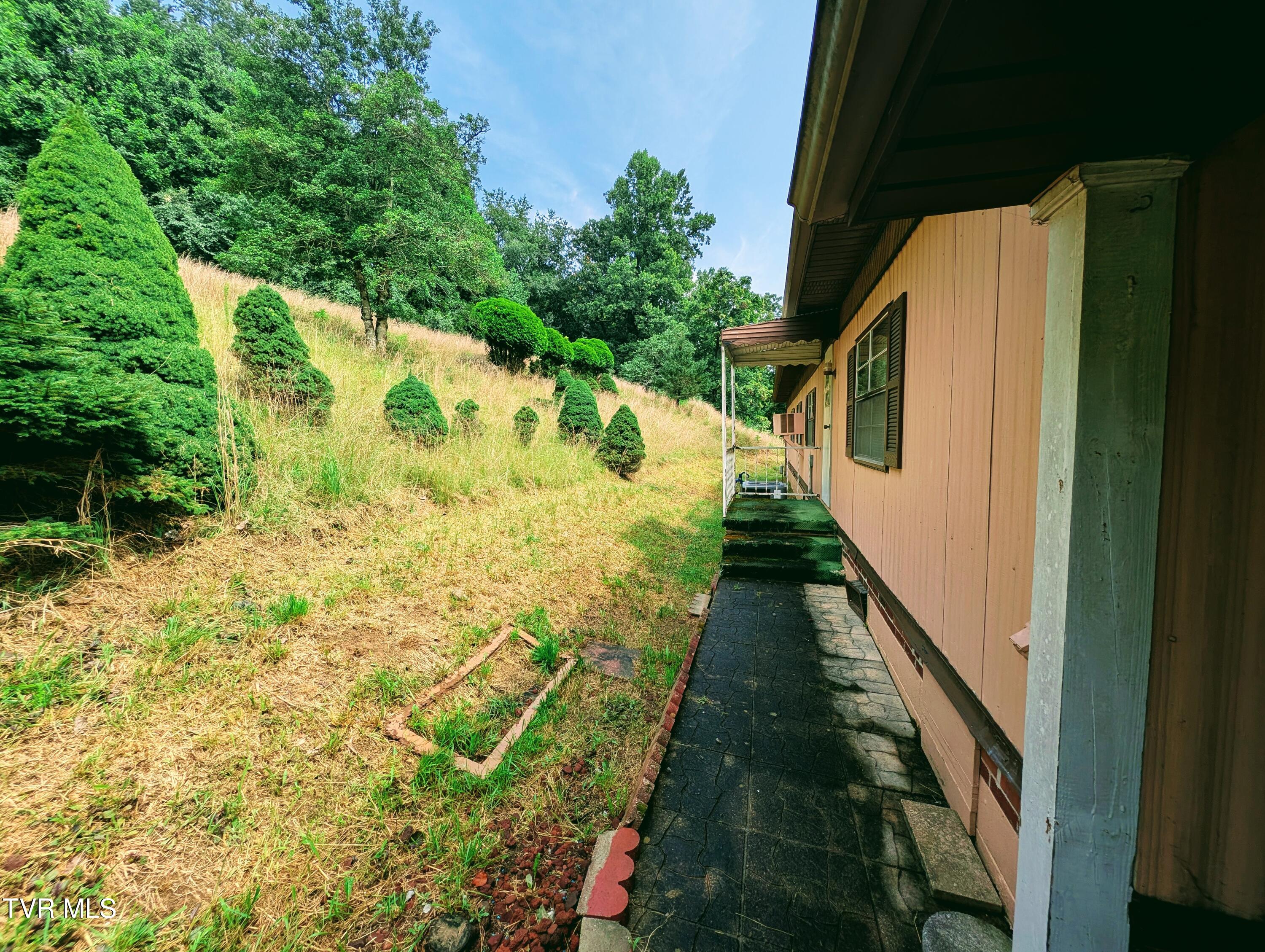 2056 Honey Camp Road