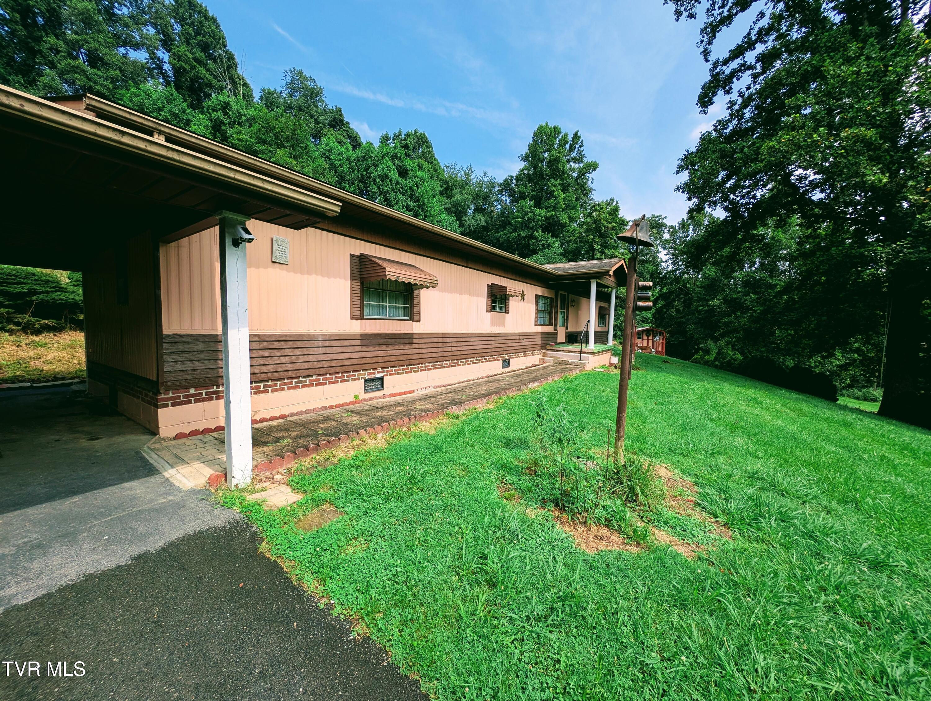 2056 Honey Camp Road