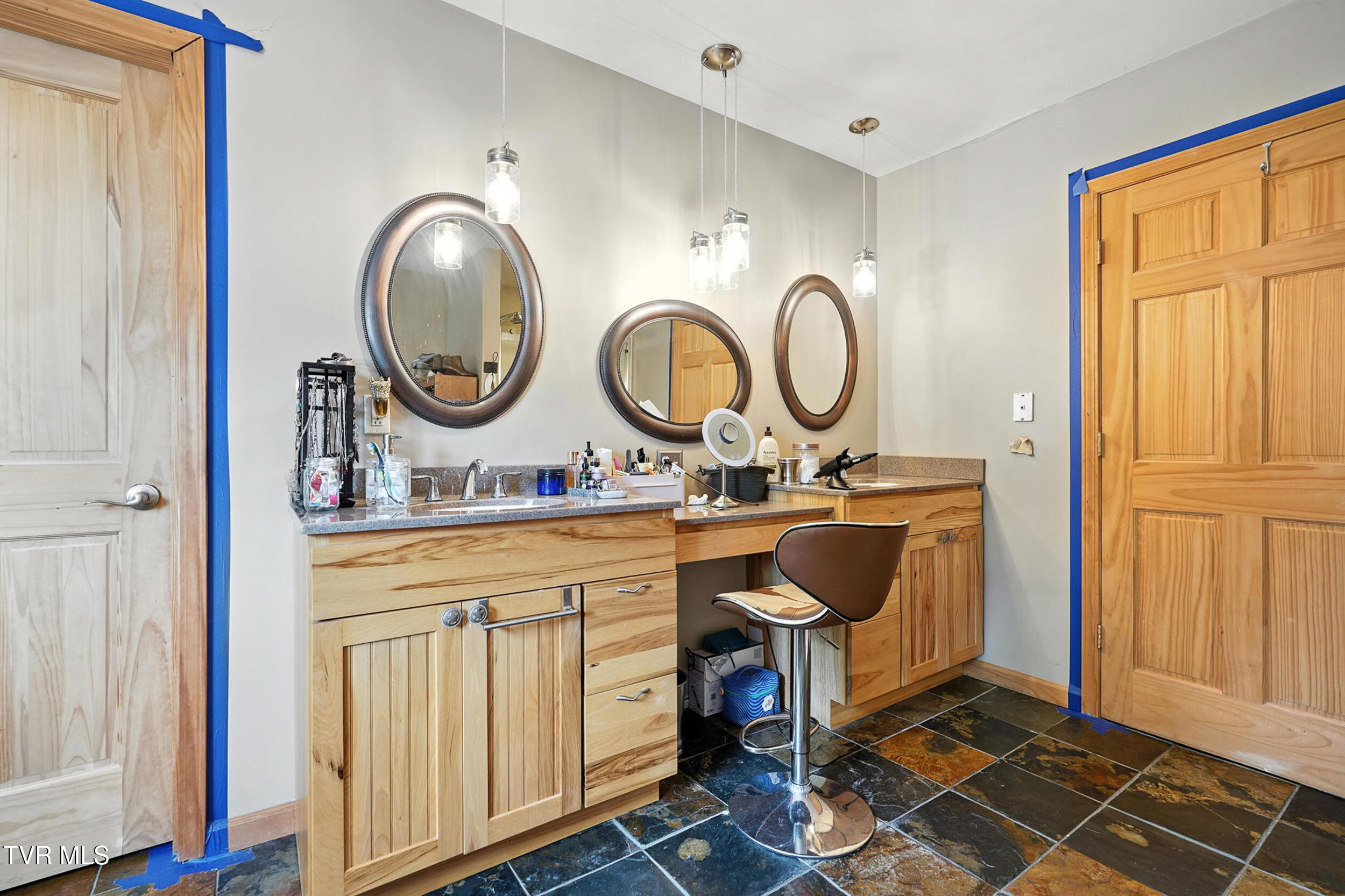 2509 Dc Caney Ridge Road