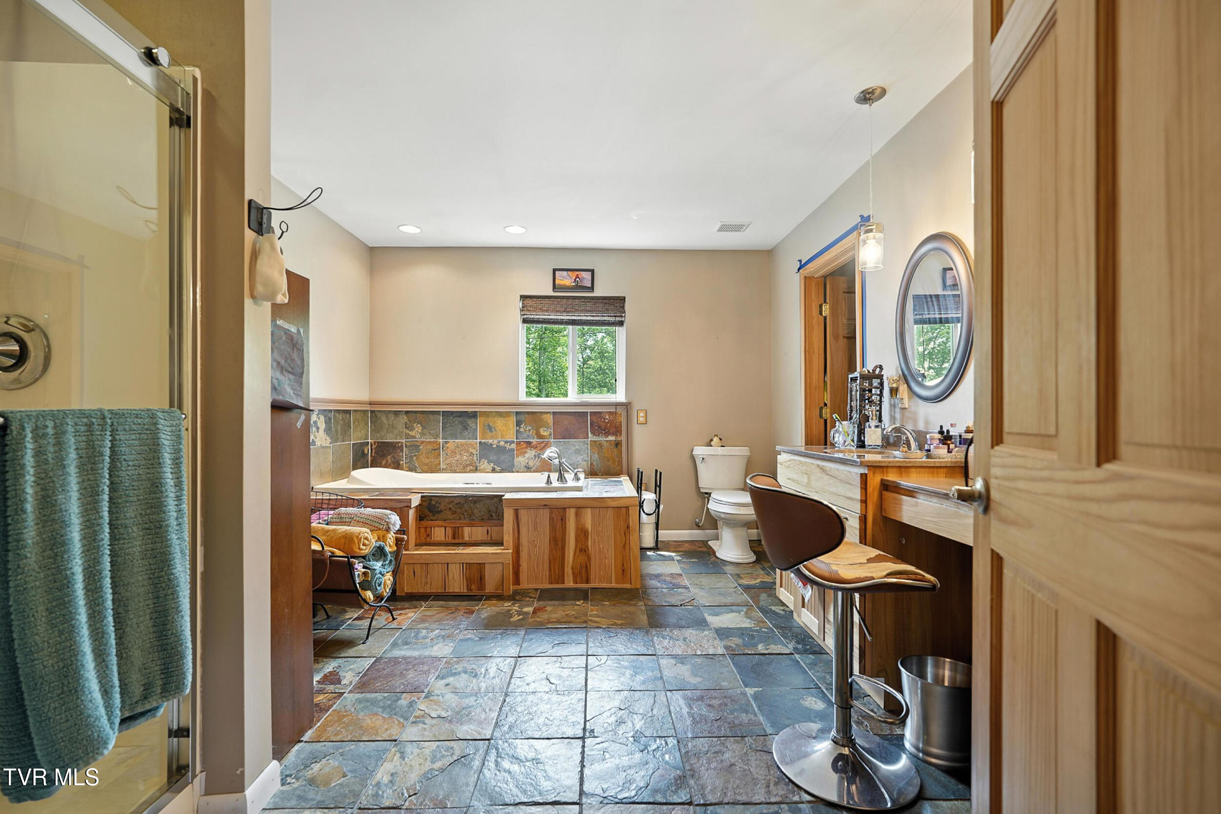 2509 Dc Caney Ridge Road