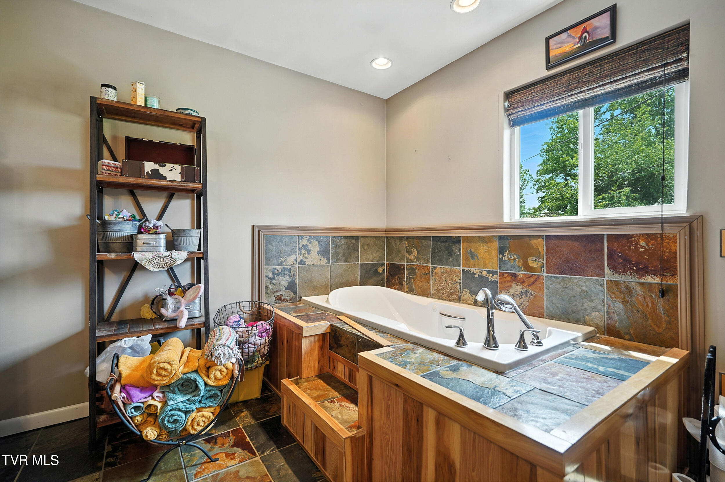 2509 Dc Caney Ridge Road