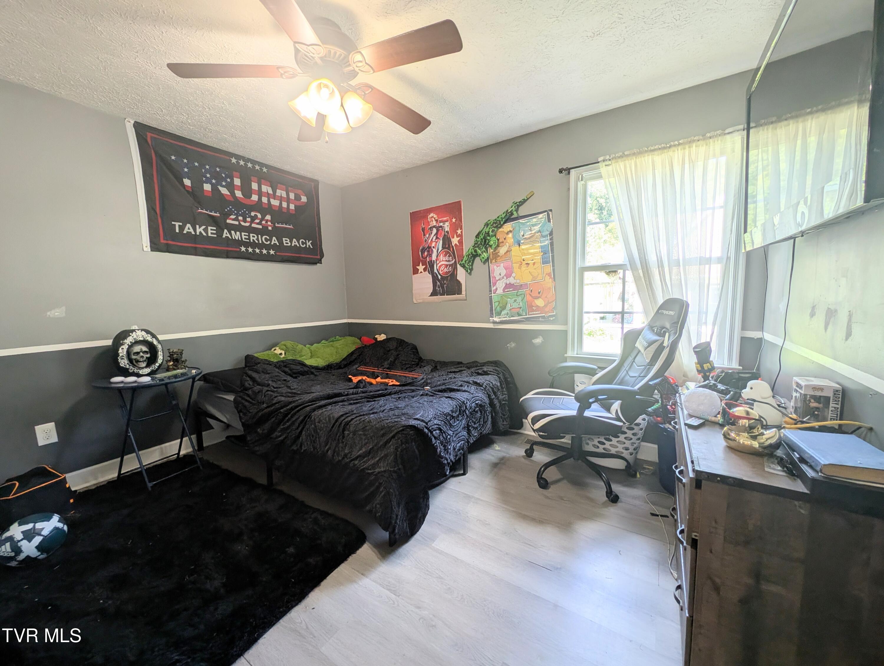 2363 Northeast Mountain Laurel Road