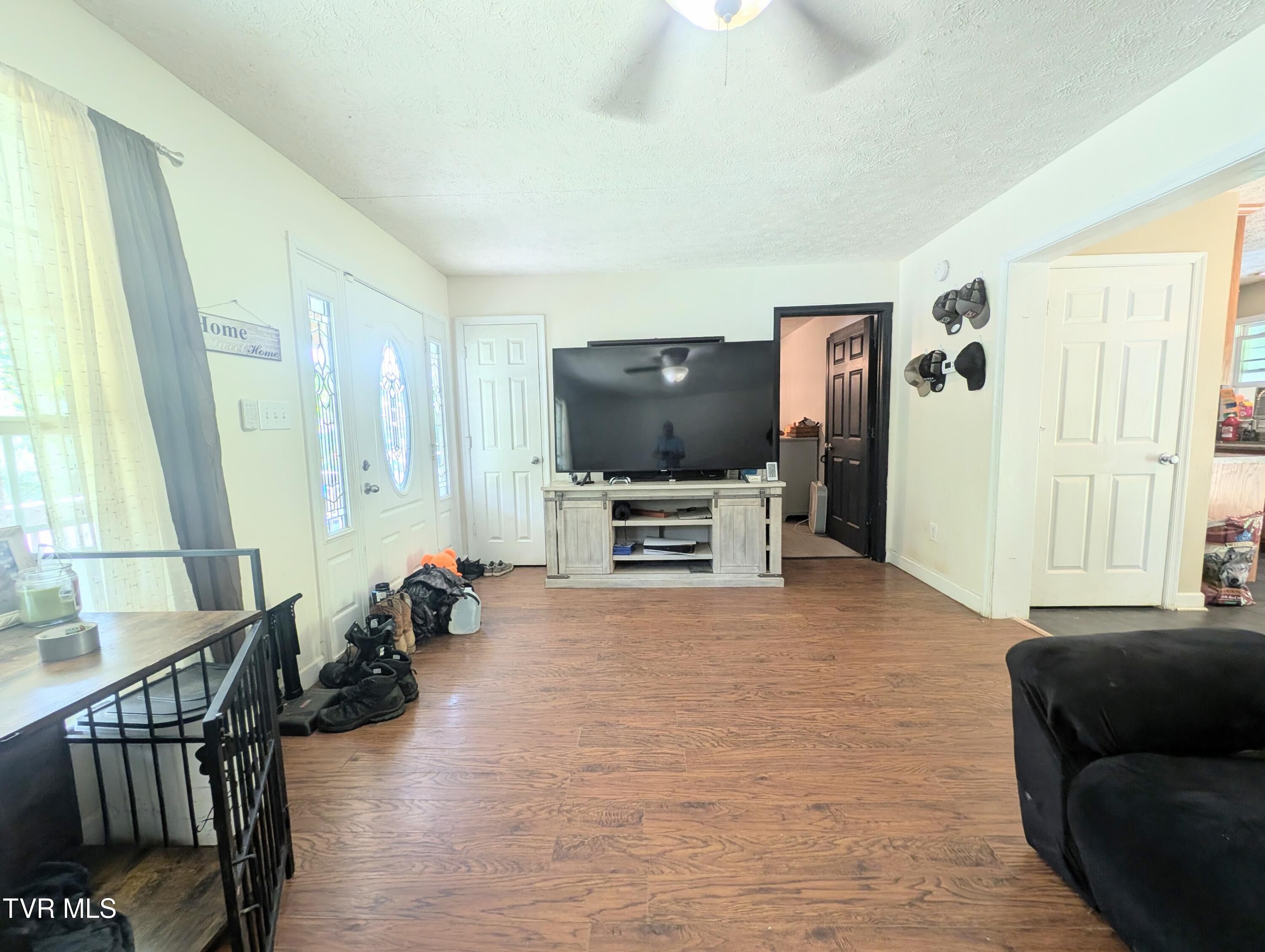 2363 Northeast Mountain Laurel Road