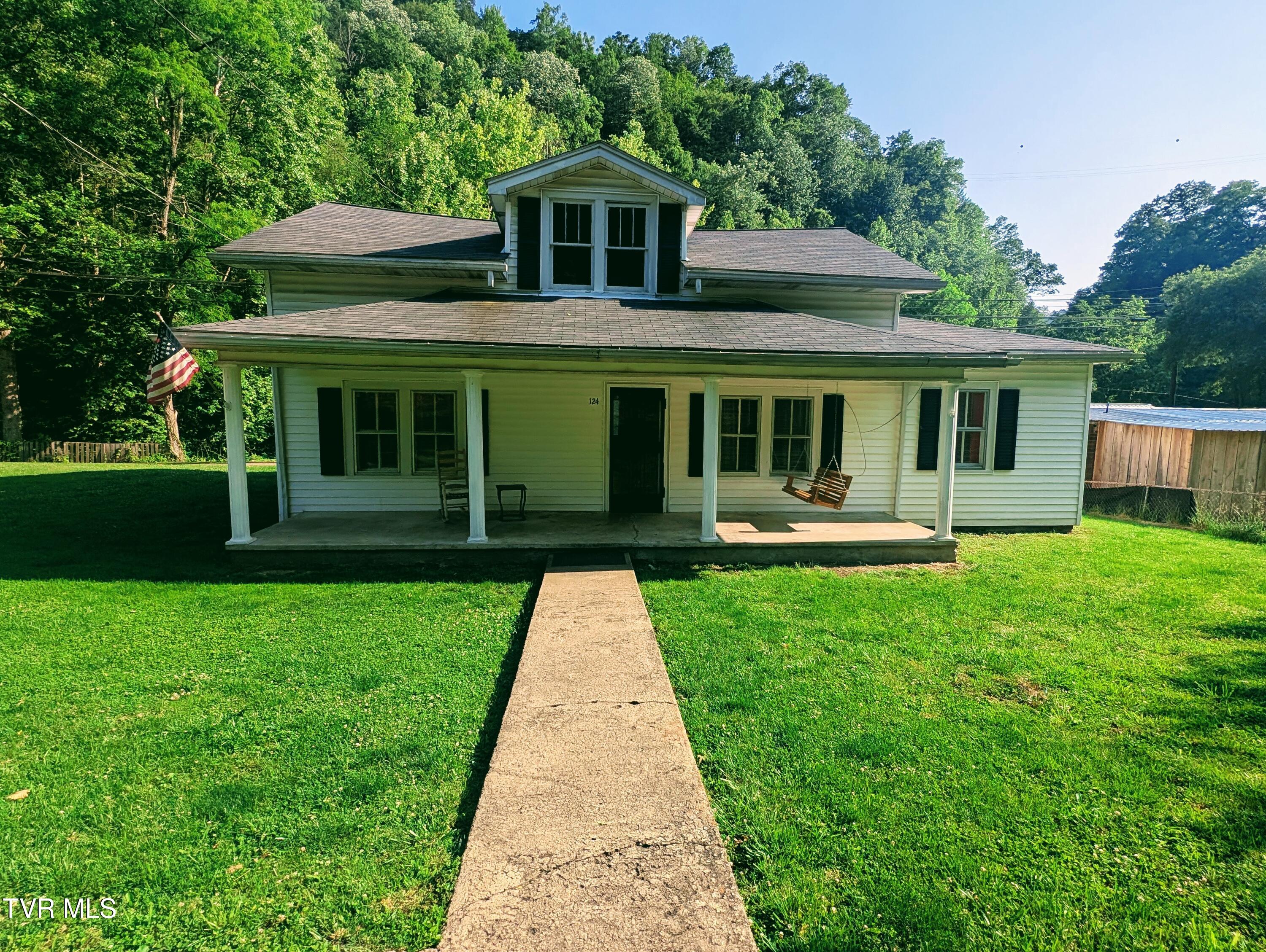 124 Garmon Sutherland Street