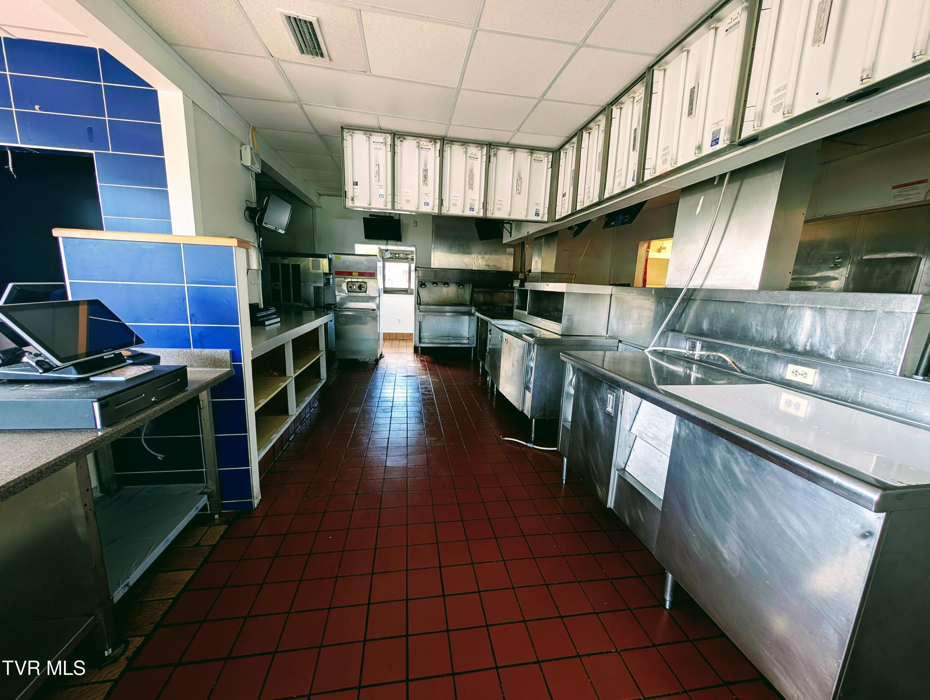 516 North E 5th St N Street