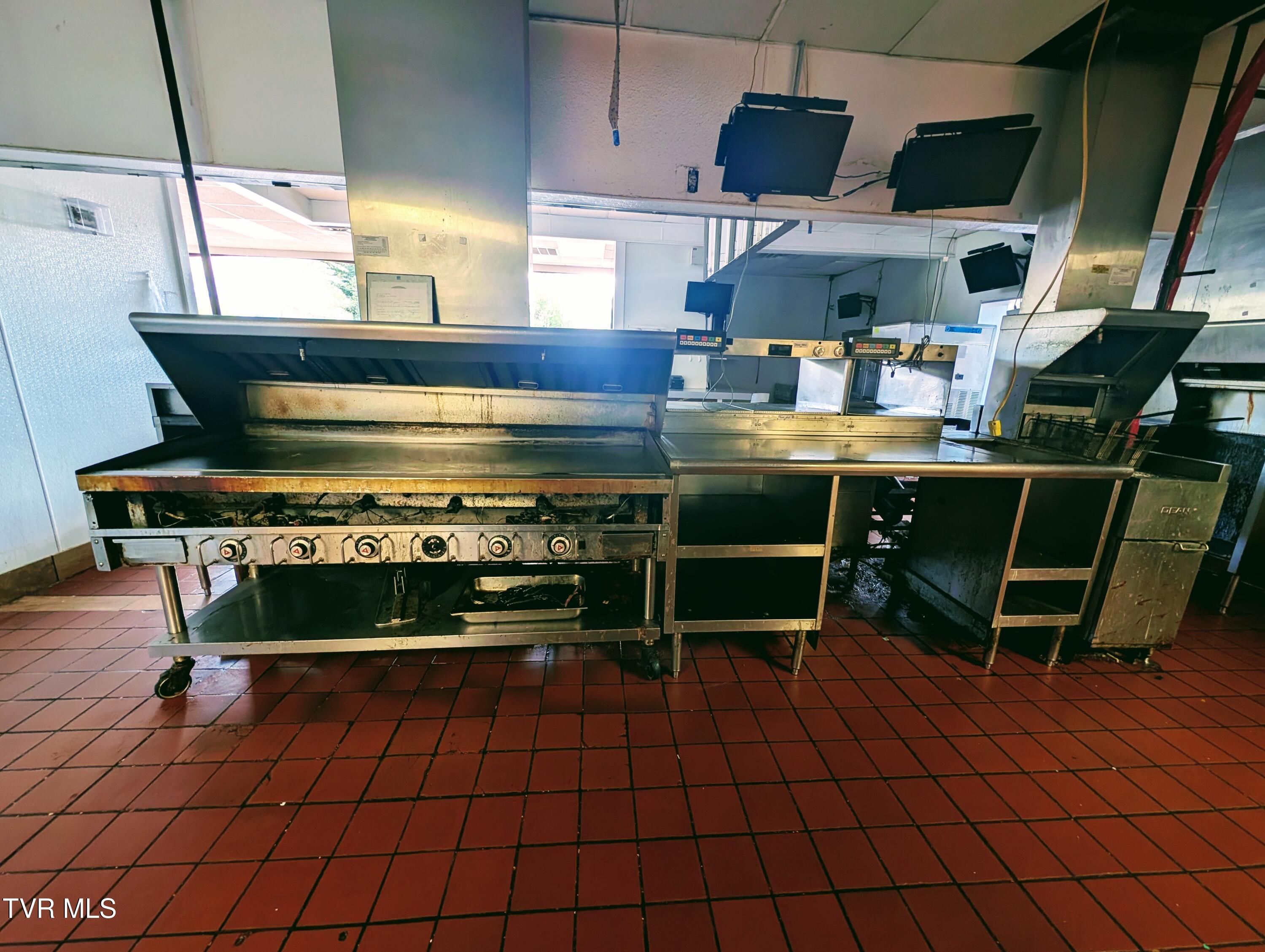 516 North E 5th St N Street