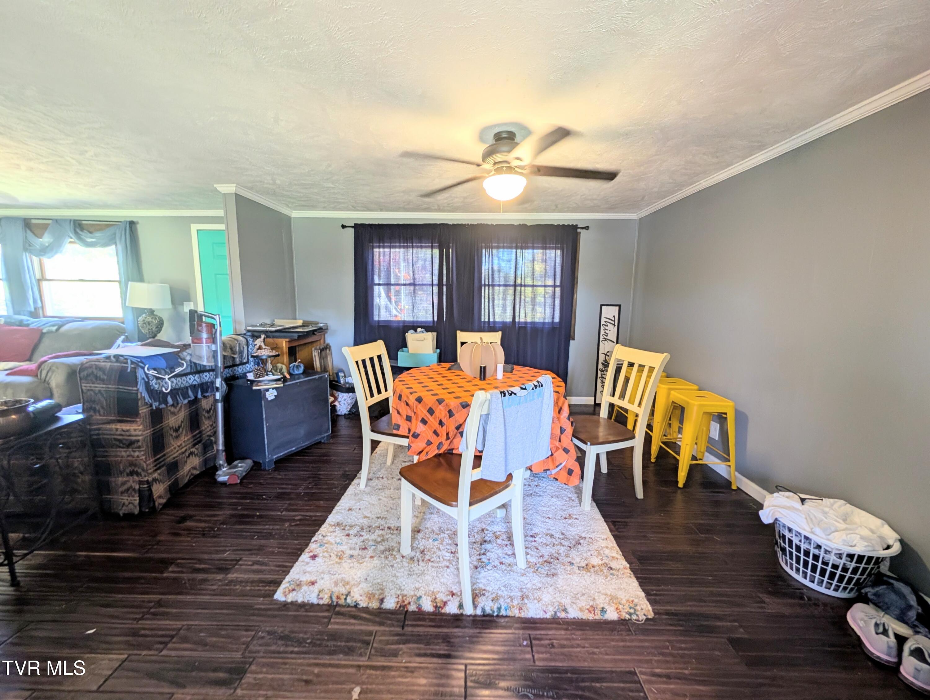 279 State Route Road, Clintwood