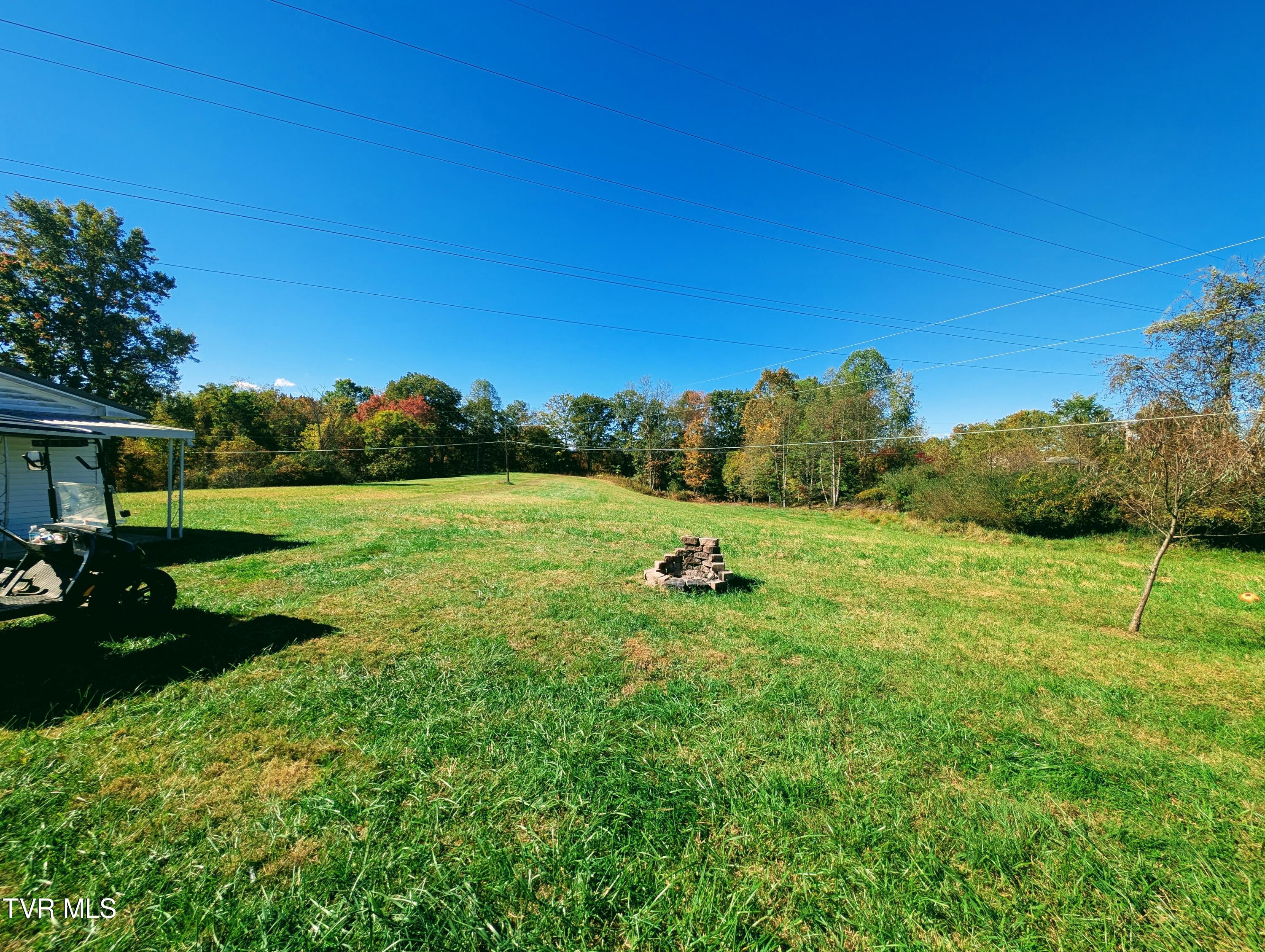 279 State Route Road, Clintwood