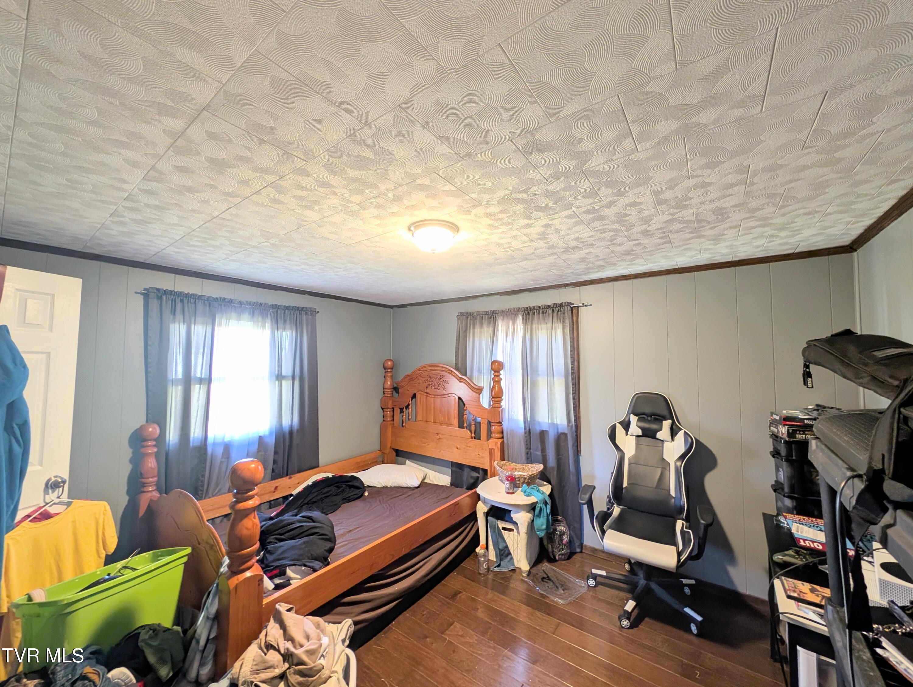 279 State Route Road, Clintwood