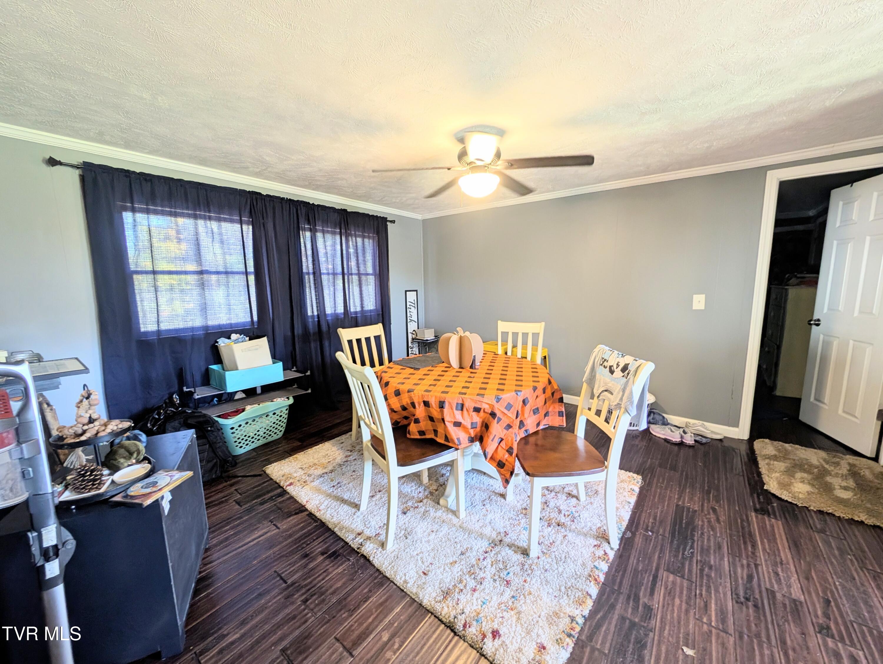 279 State Route Road, Clintwood