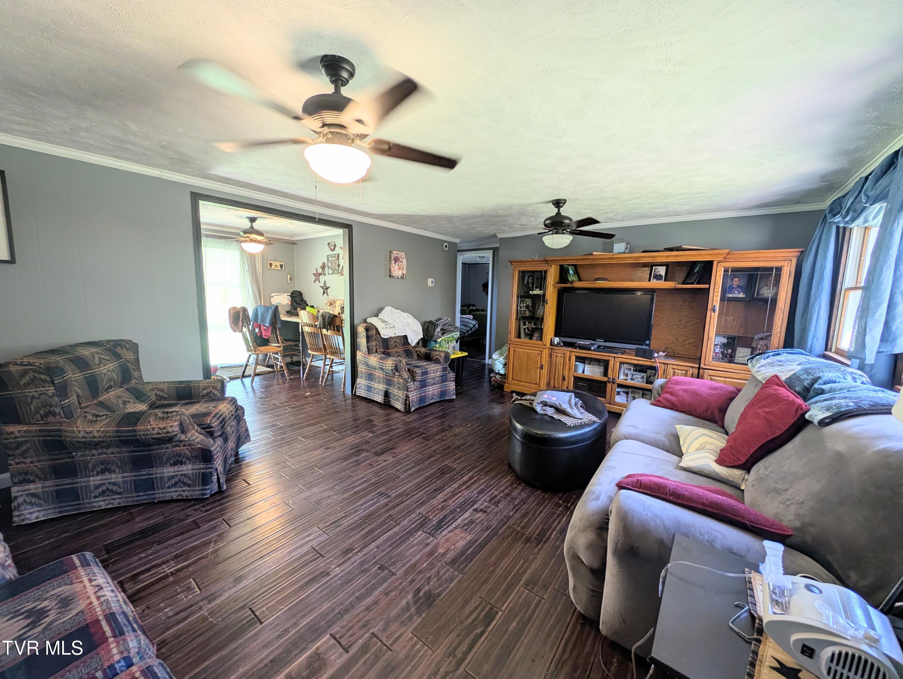 279 State Route Road, Clintwood