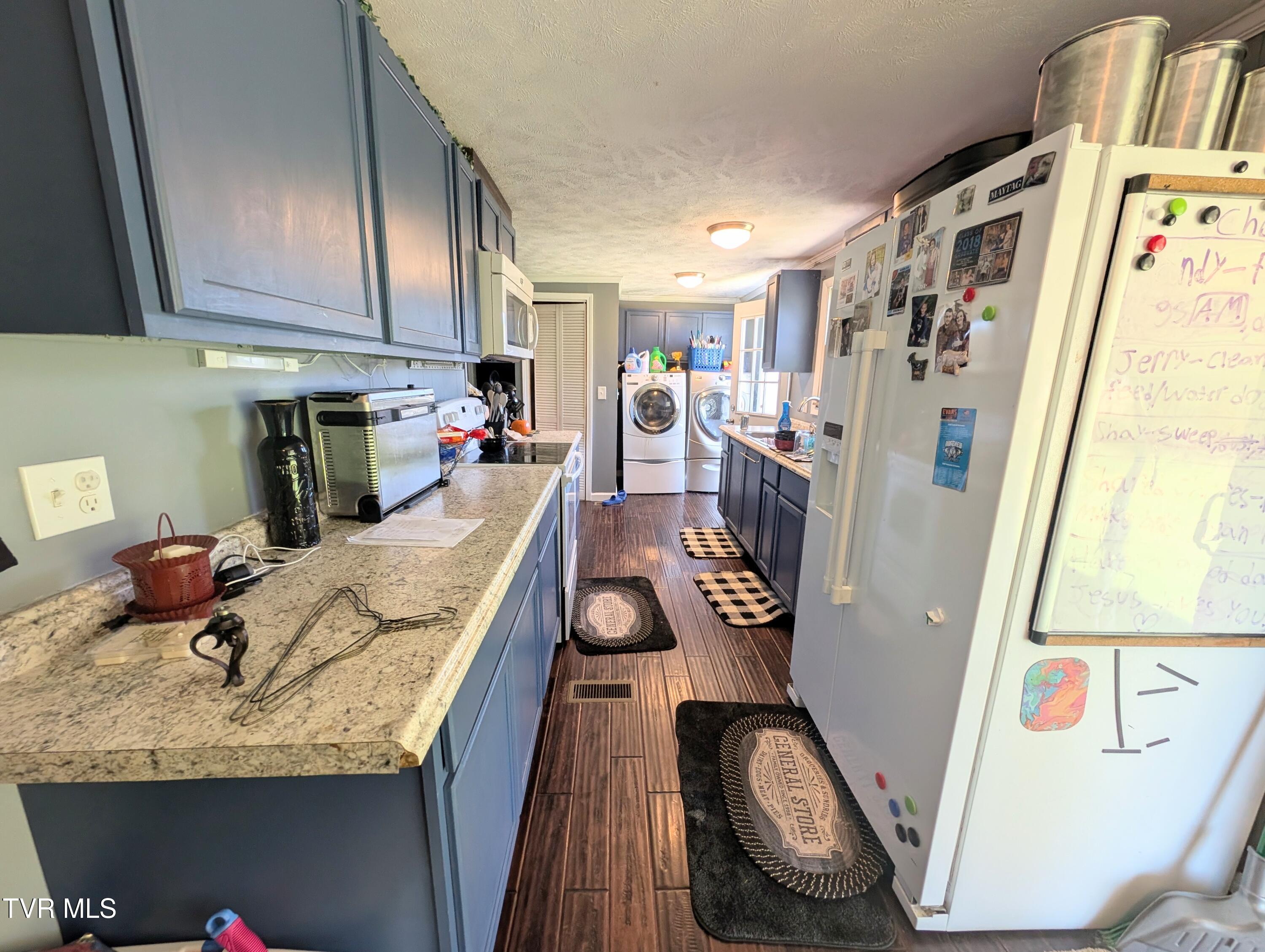 279 State Route Road, Clintwood