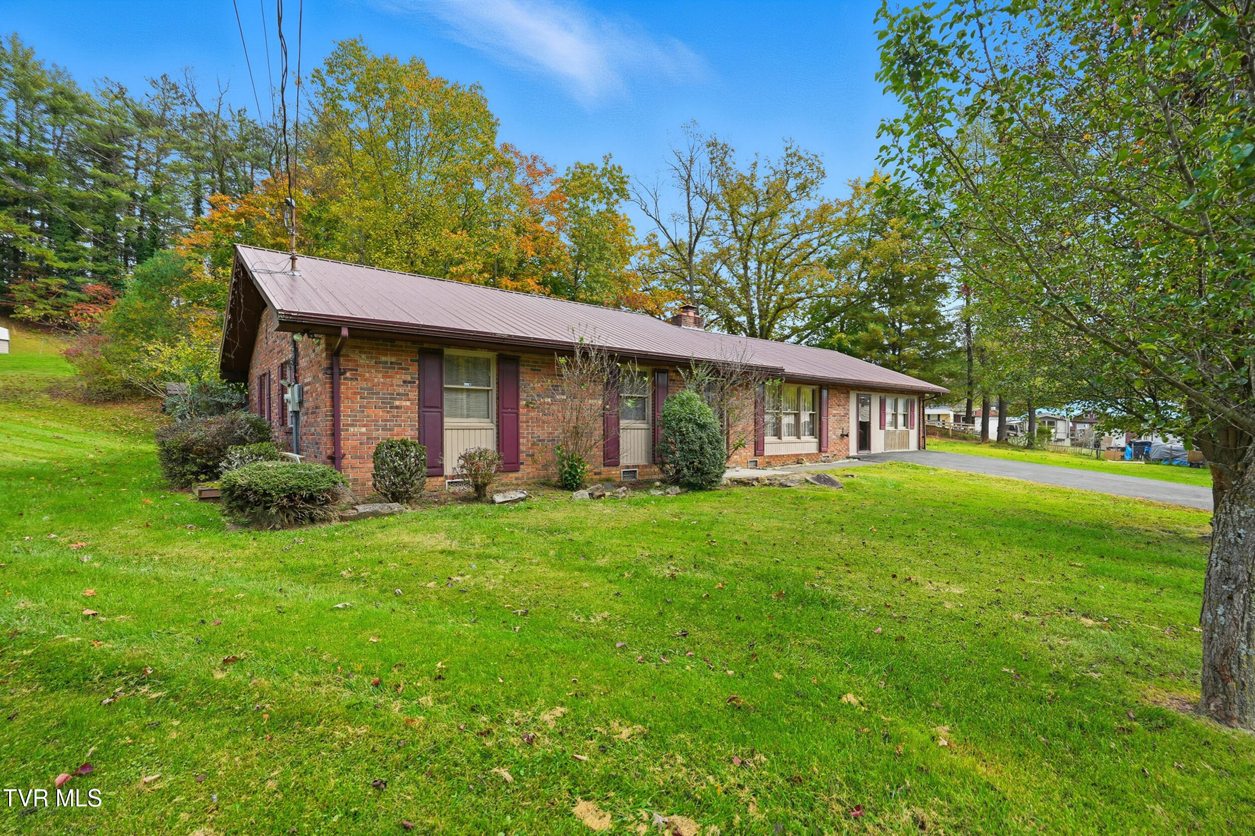 220 Market Street, Clintwood