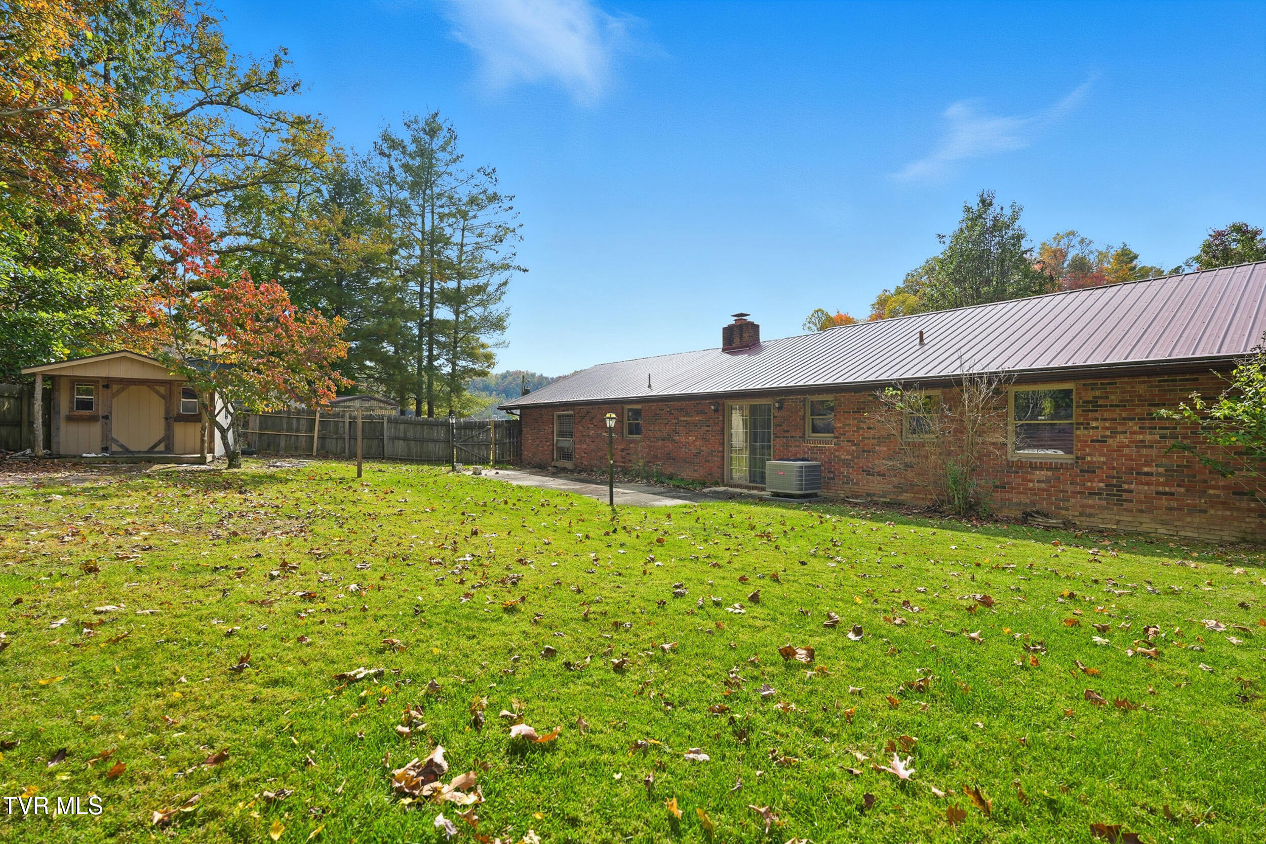 220 Market Street, Clintwood