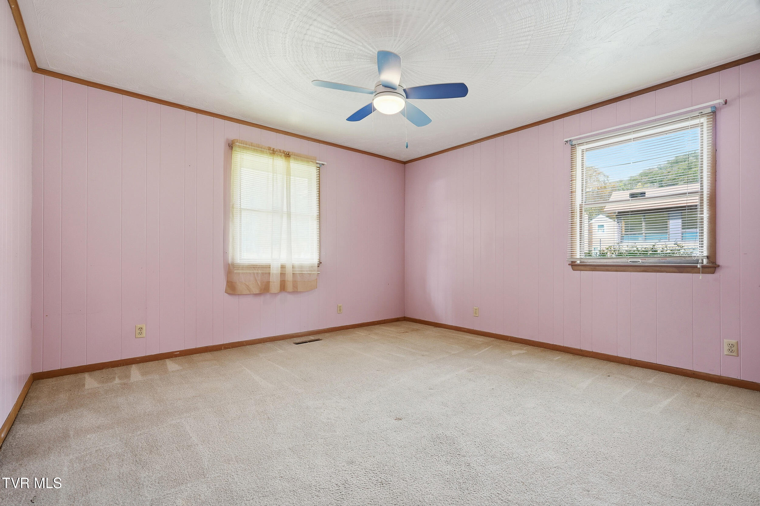 220 Market Street, Clintwood