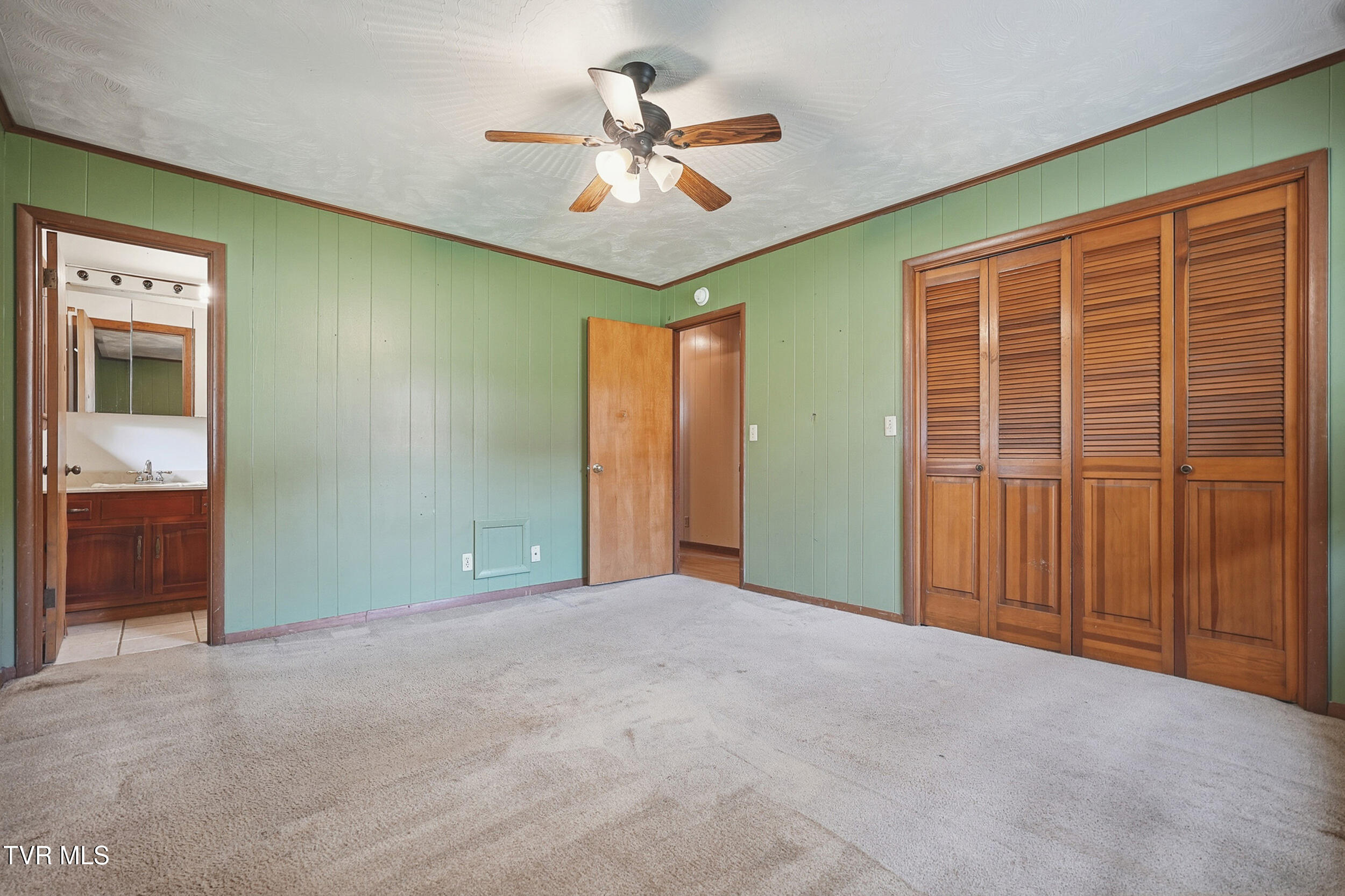 220 Market Street, Clintwood