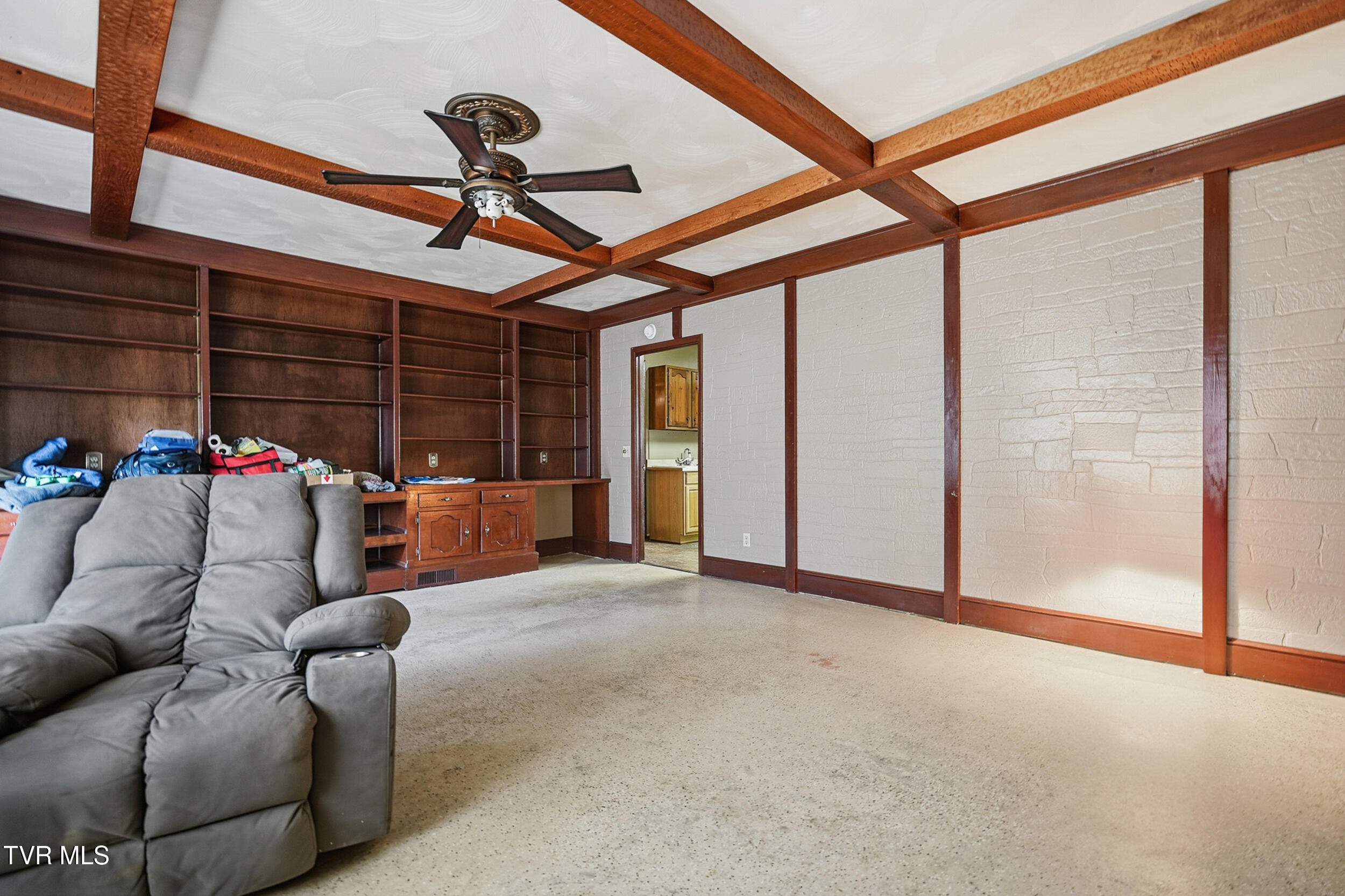 220 Market Street, Clintwood