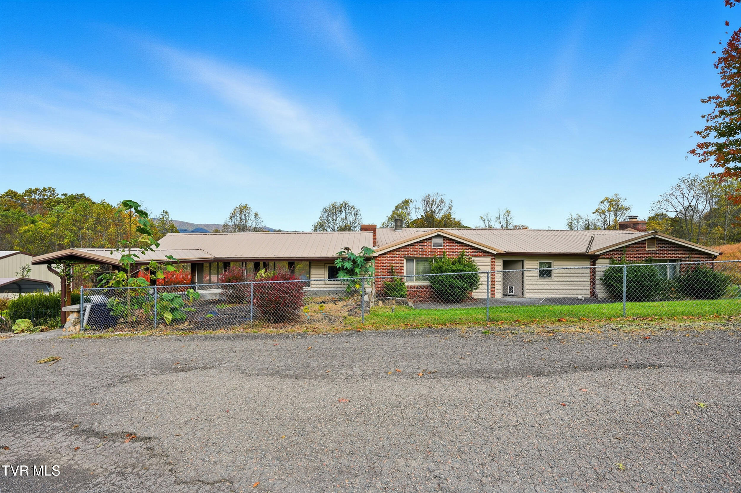 490 Delaney Lane, Clintwood