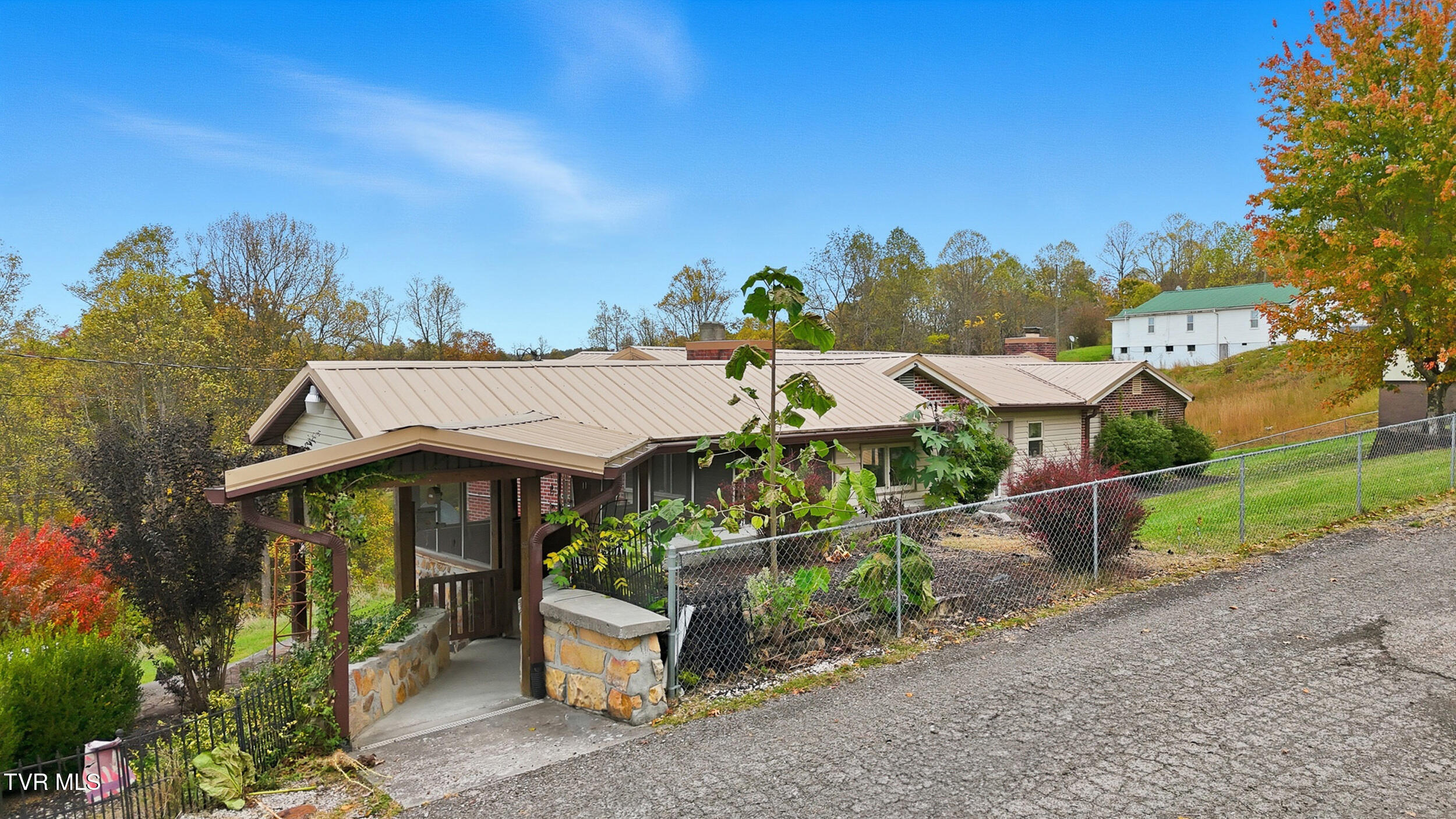 490 Delaney Lane, Clintwood