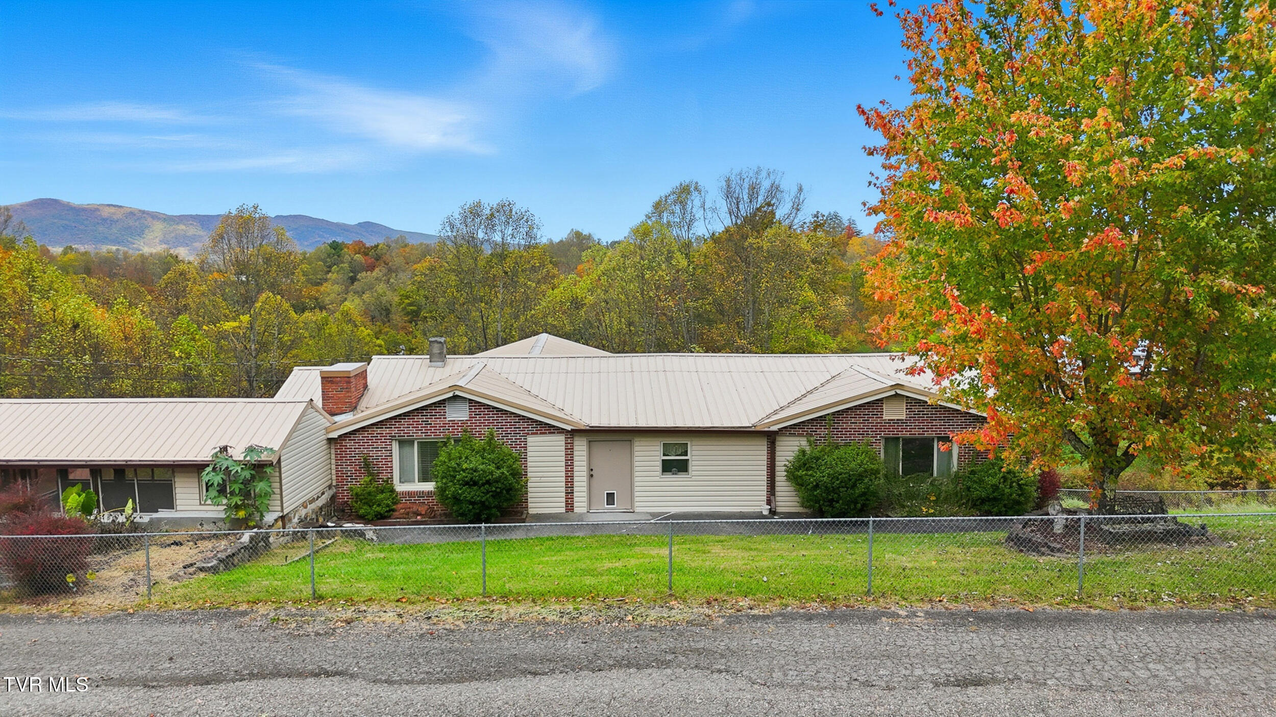 490 Delaney Lane, Clintwood