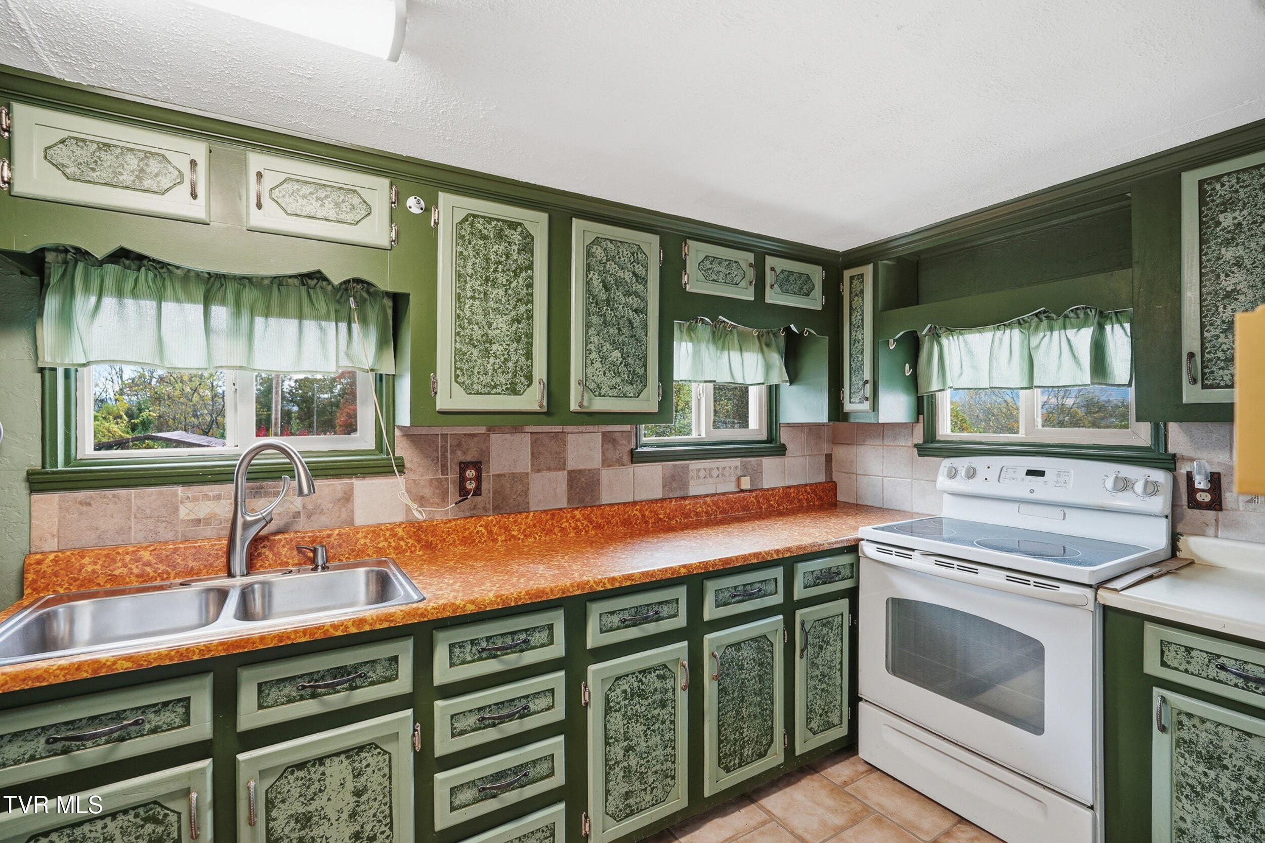 490 Delaney Lane, Clintwood