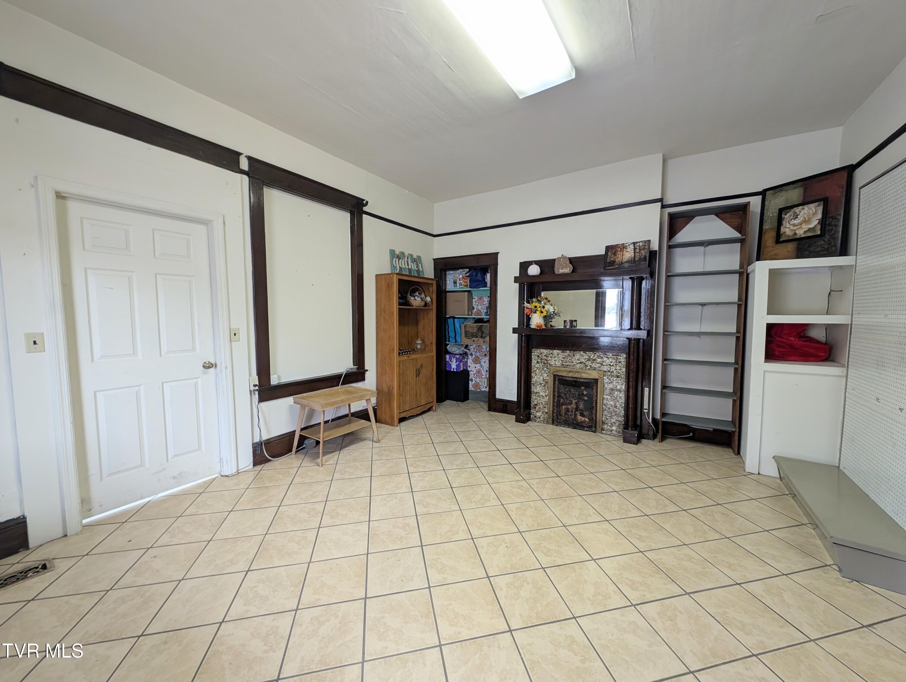 142 East Main Street