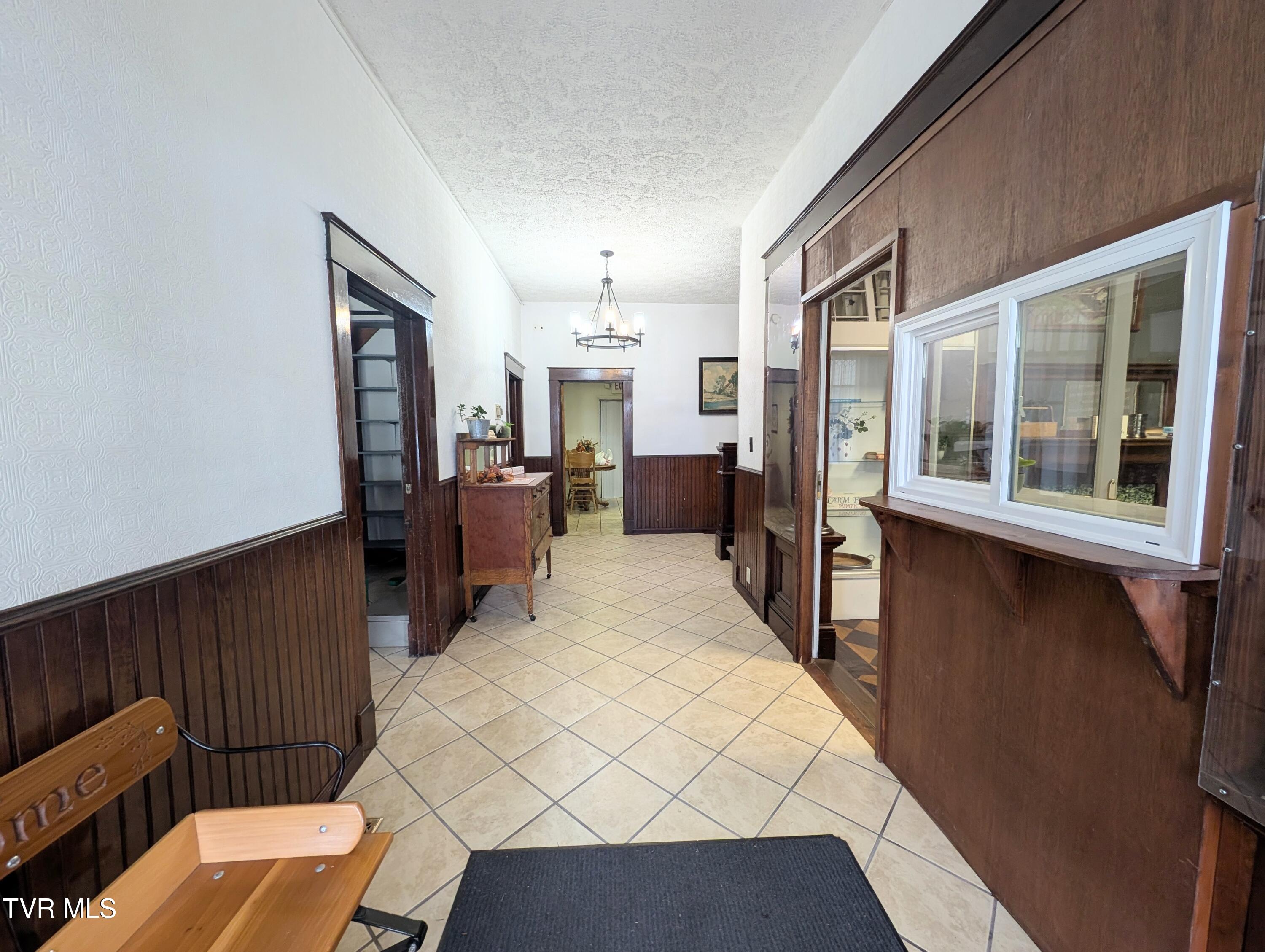 142 East Main Street