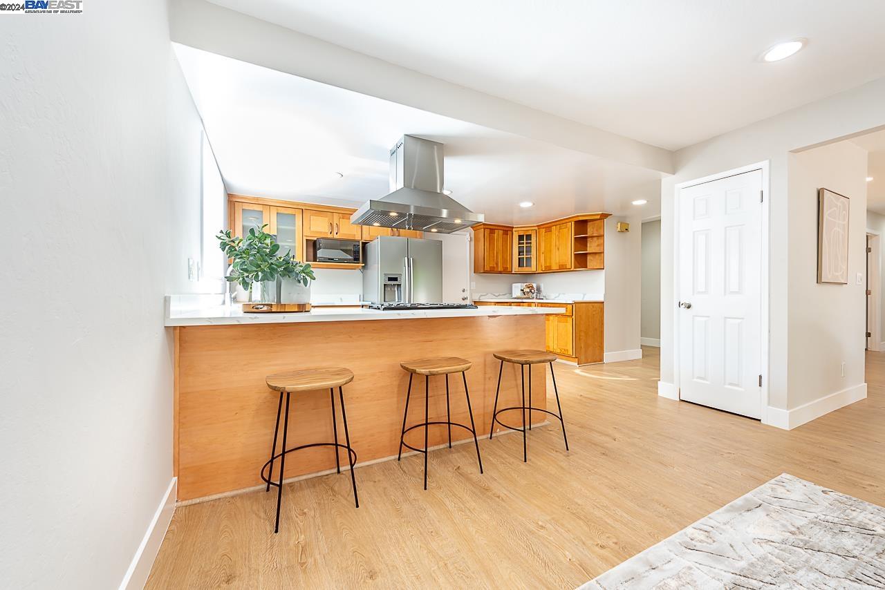 2406 Bing Pl