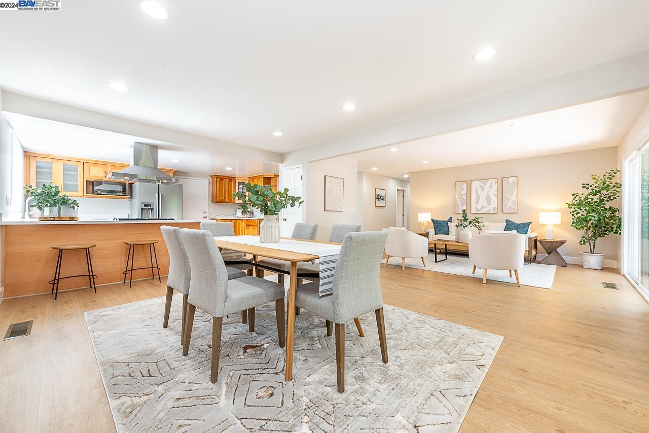 2406 Bing Pl