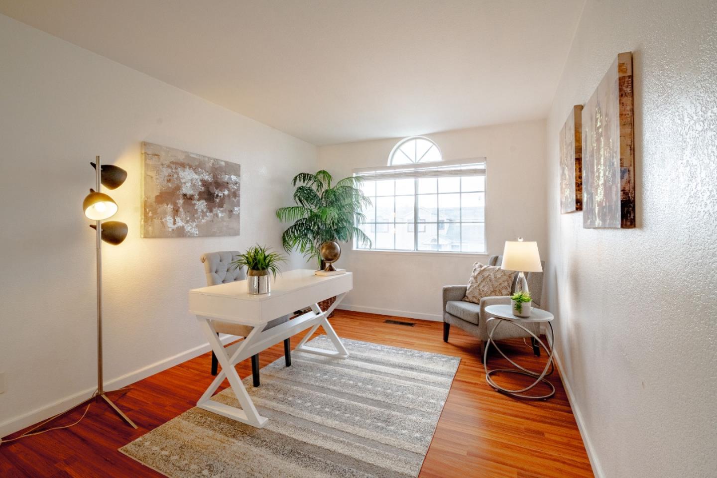 1687 Los Suenos Avenue