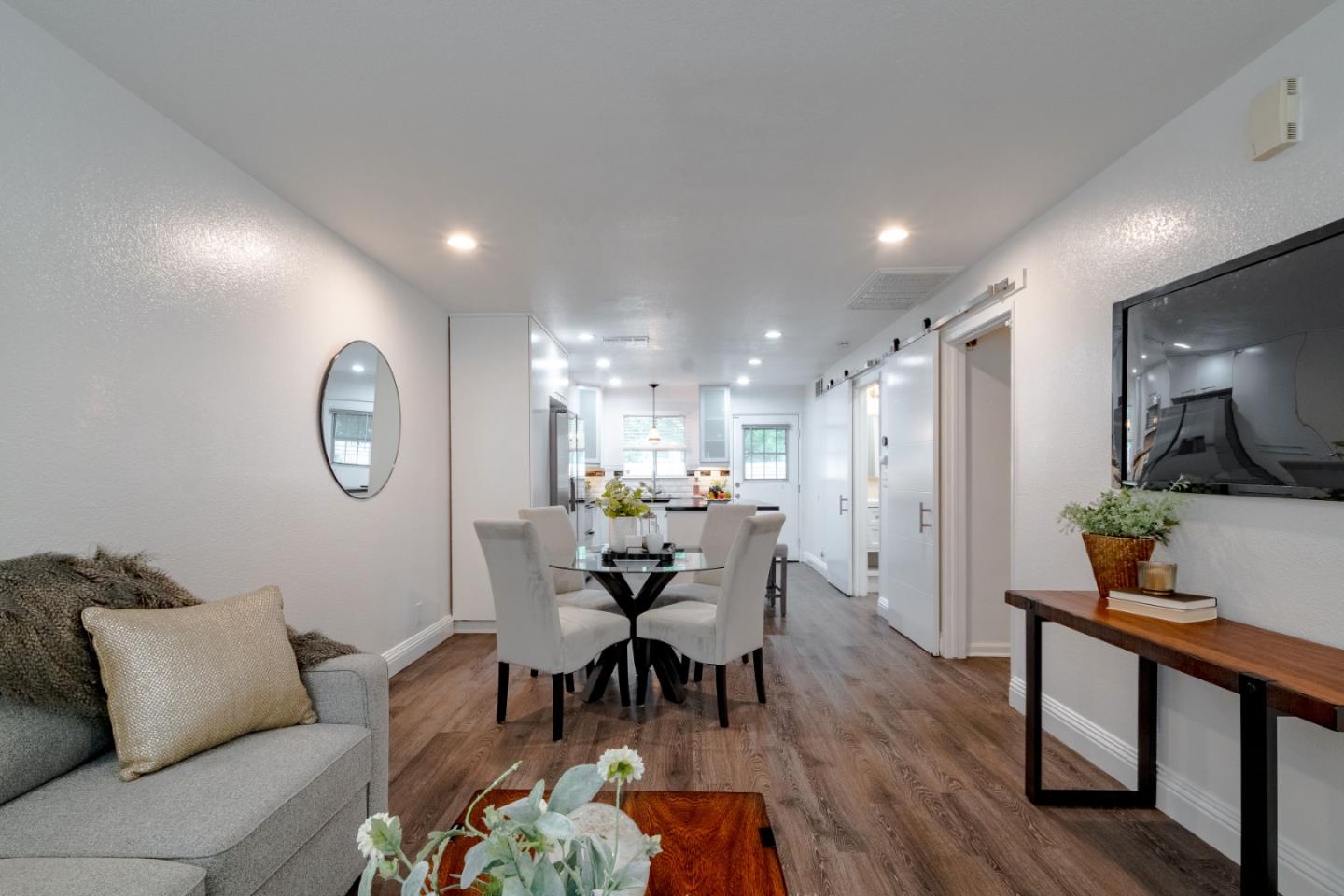 1687 Los Suenos Avenue