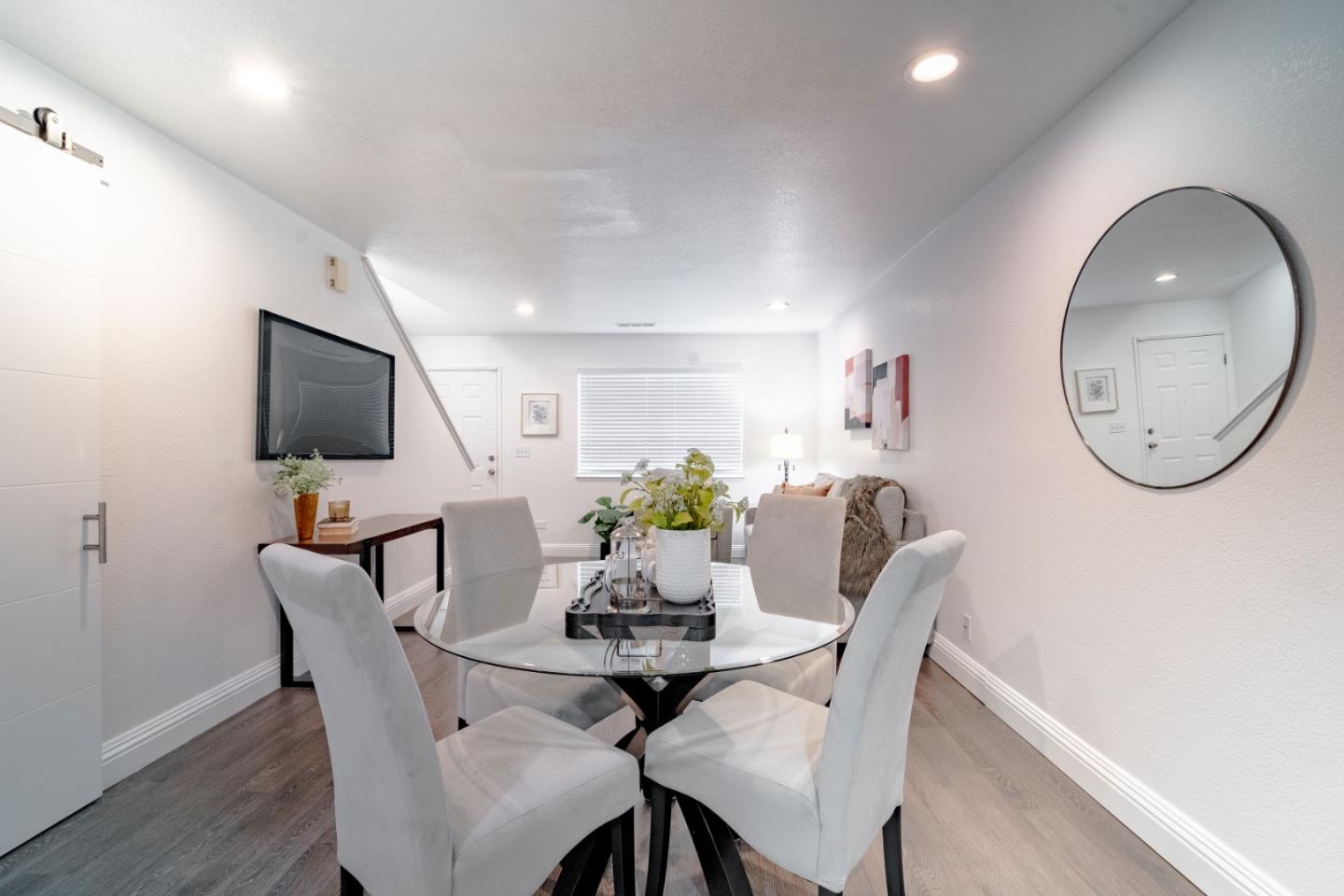 1687 Los Suenos Avenue