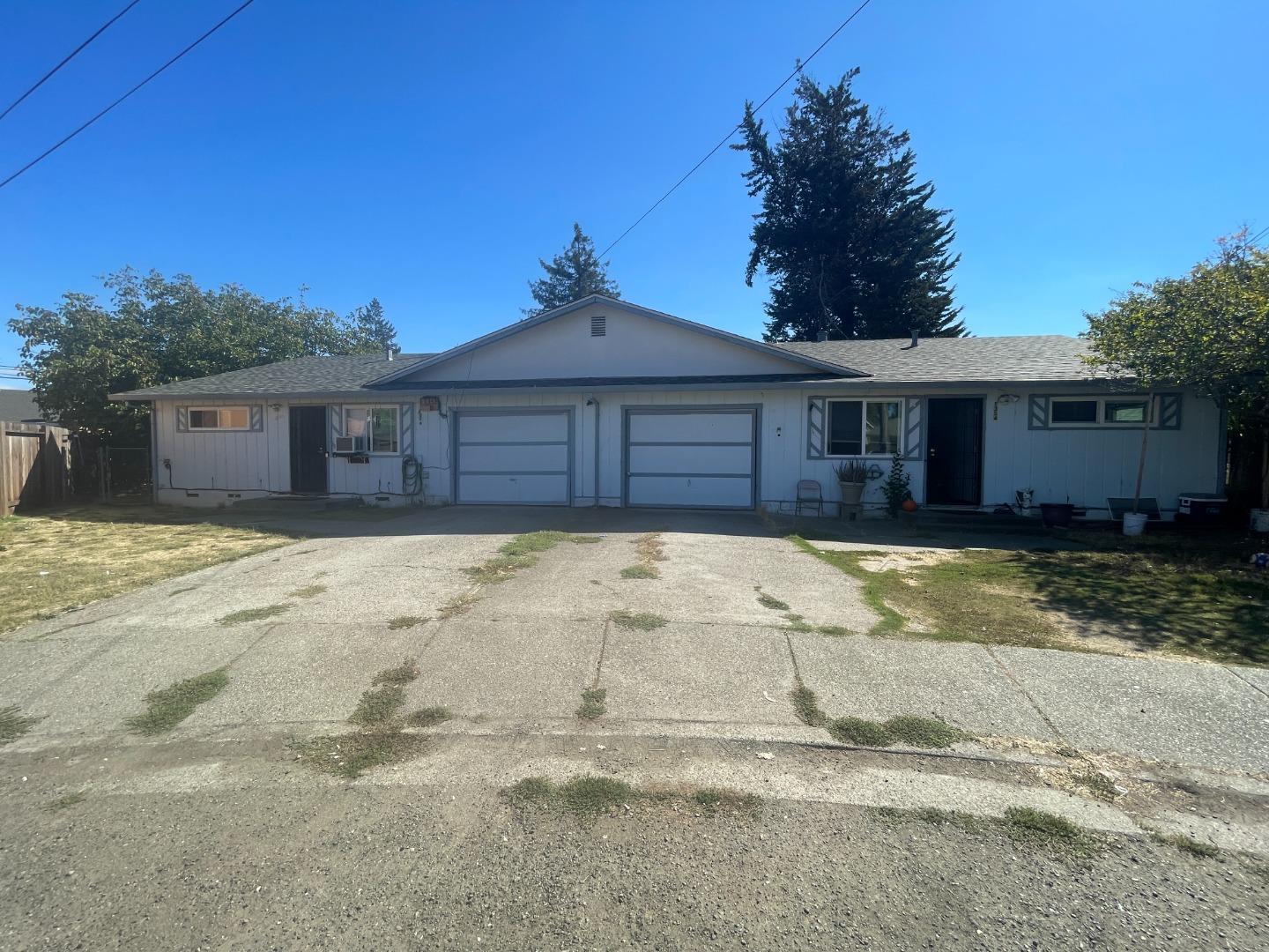 1352 Vineyard CT